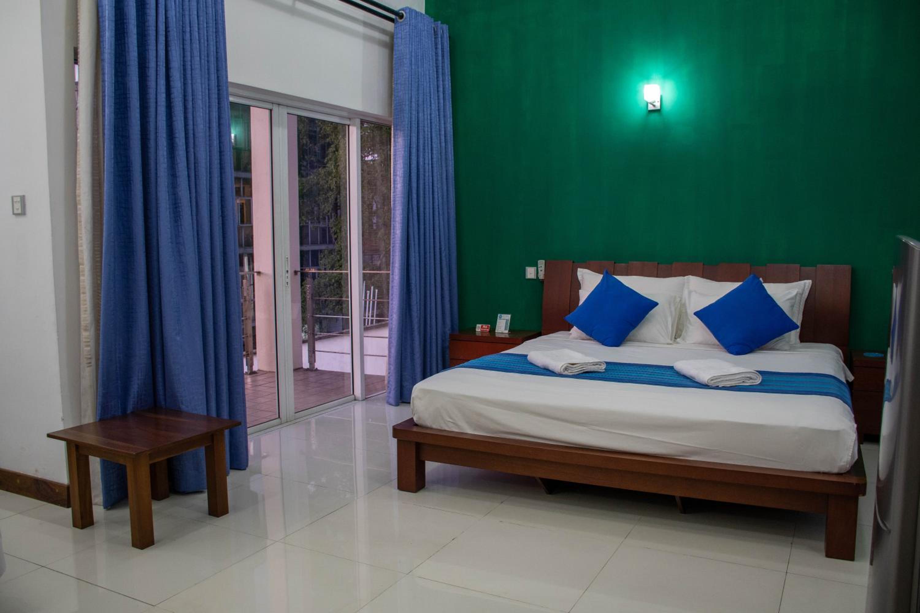 Family Room with Balcony - Photo 5