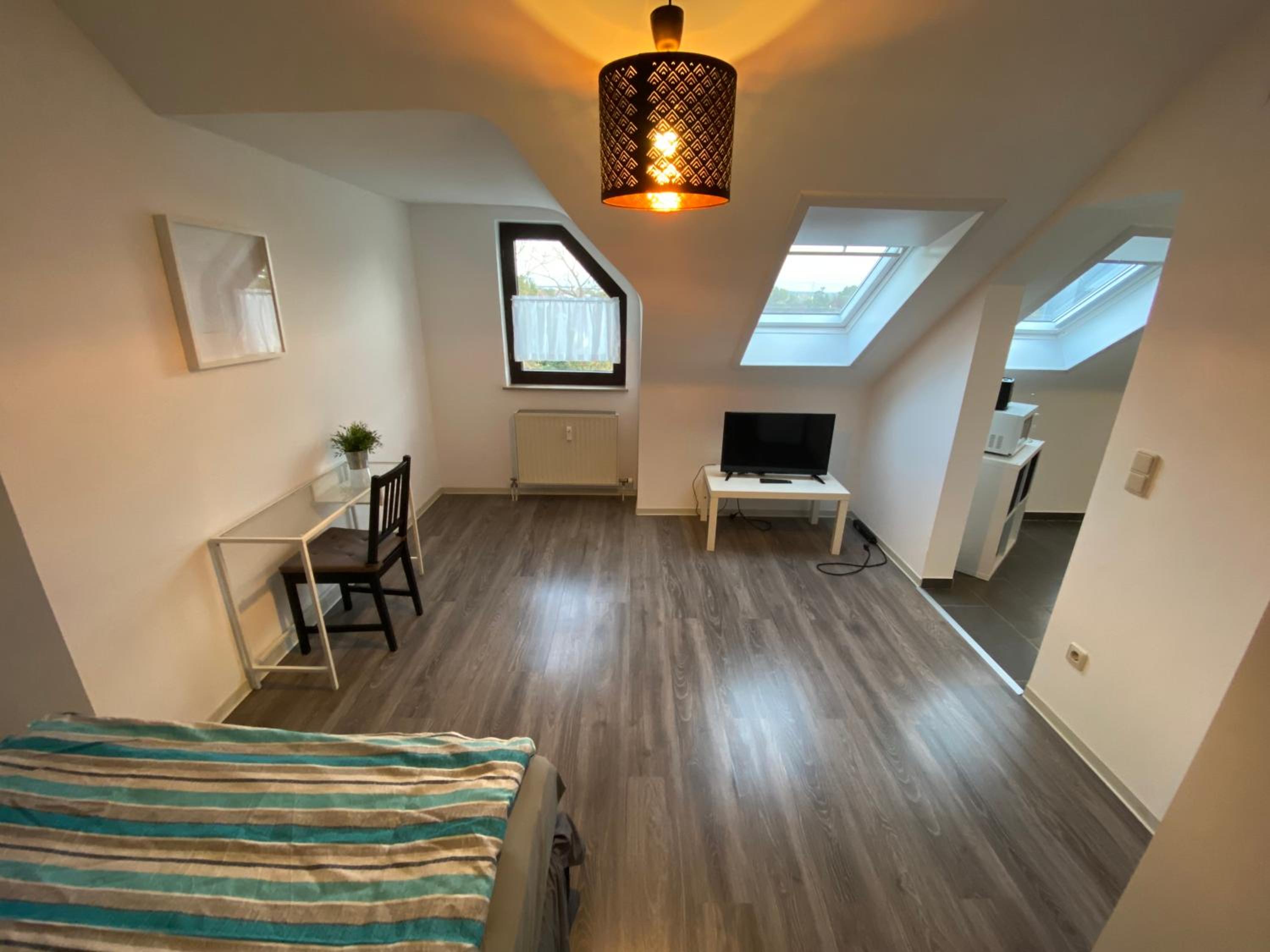 One-Bedroom Apartment photo 1