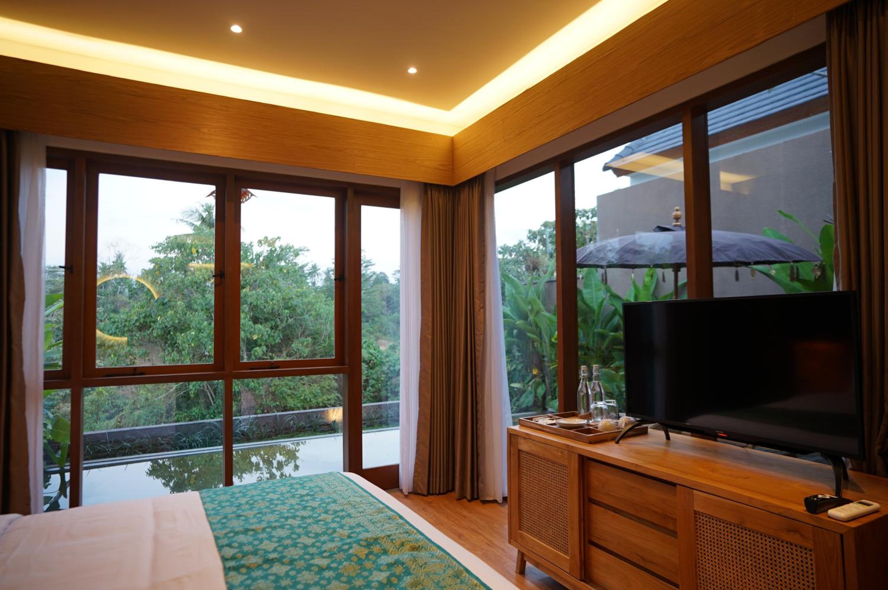 Villa with Garden View - Photo 12
