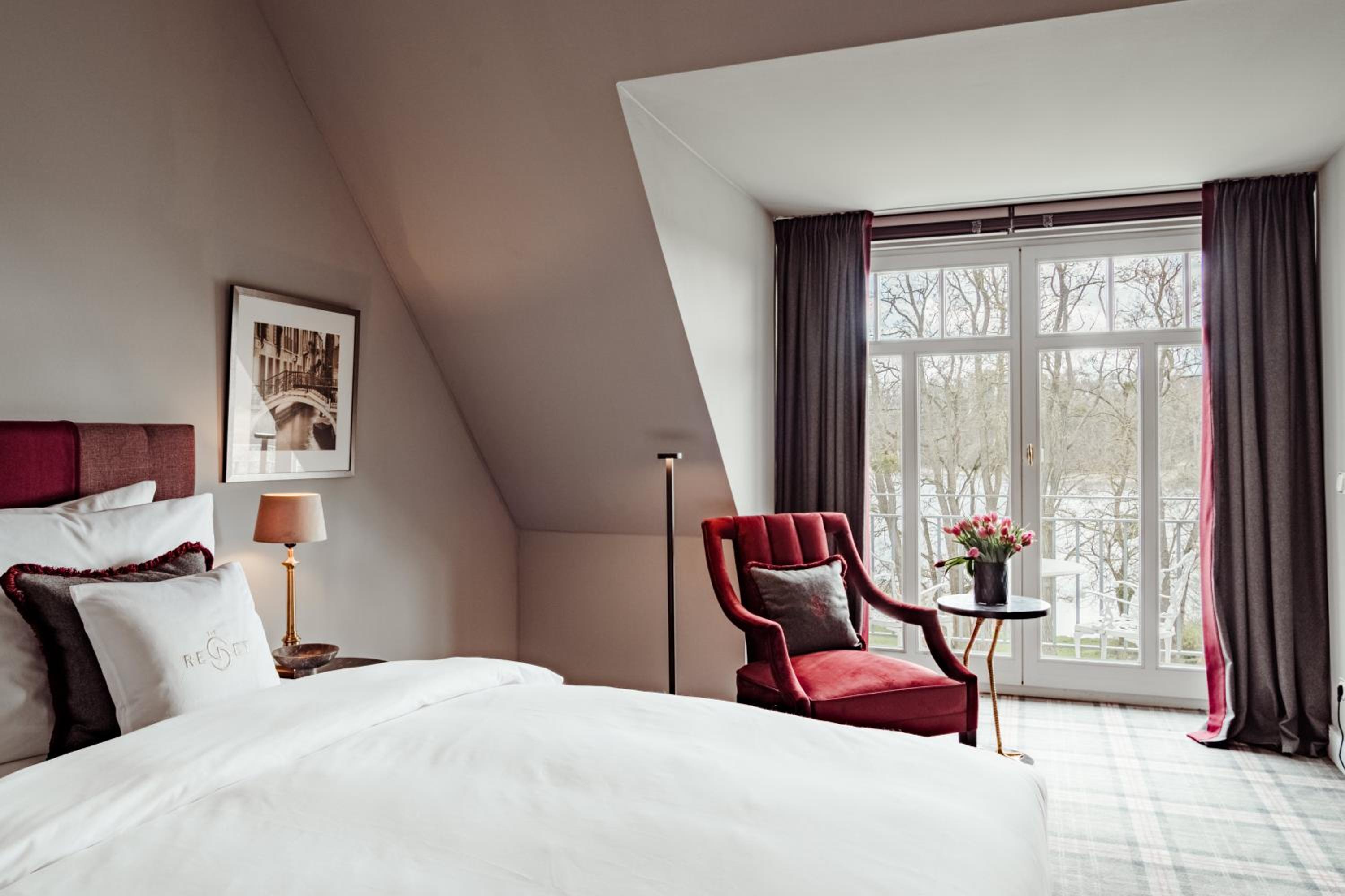 Double Room with Lake View photo 2