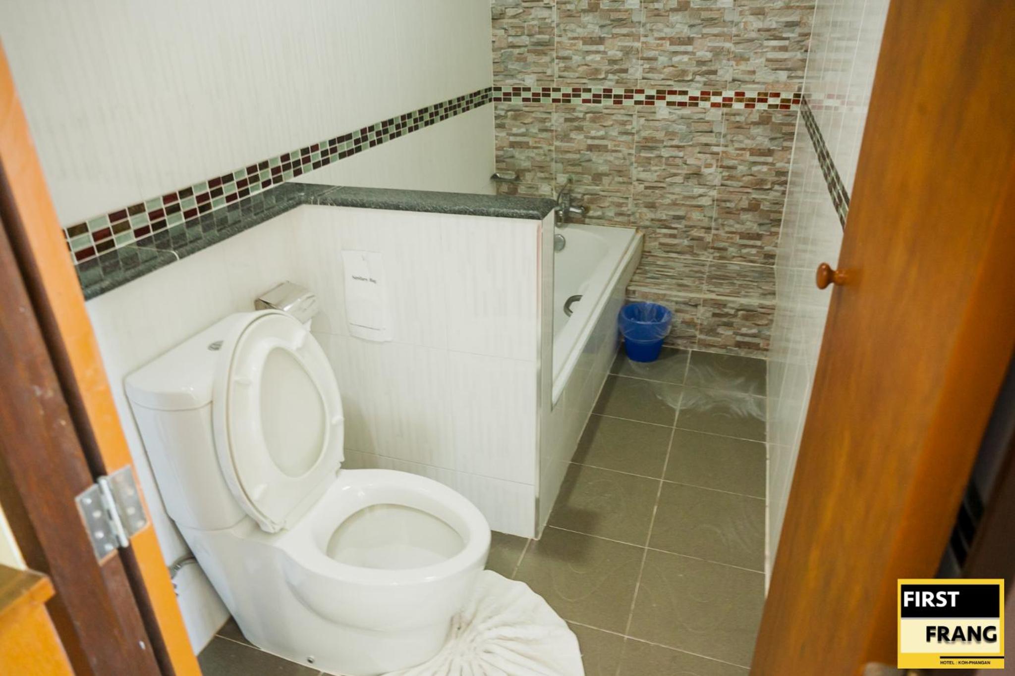 Deluxe Double Room with Bath photo 2