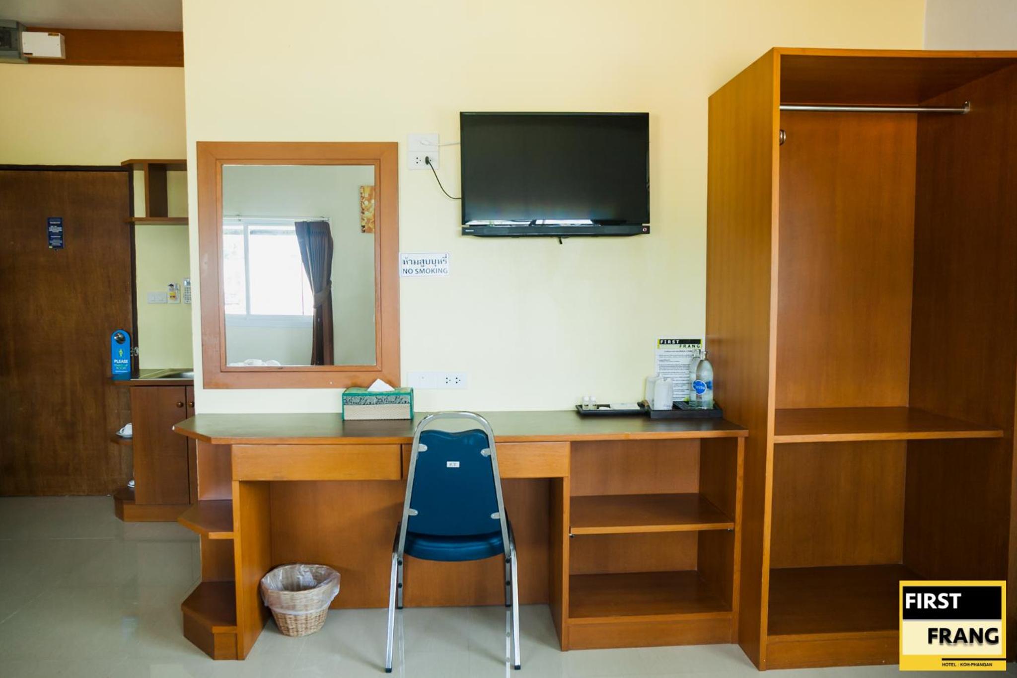 Deluxe Double Room with Bath photo 3