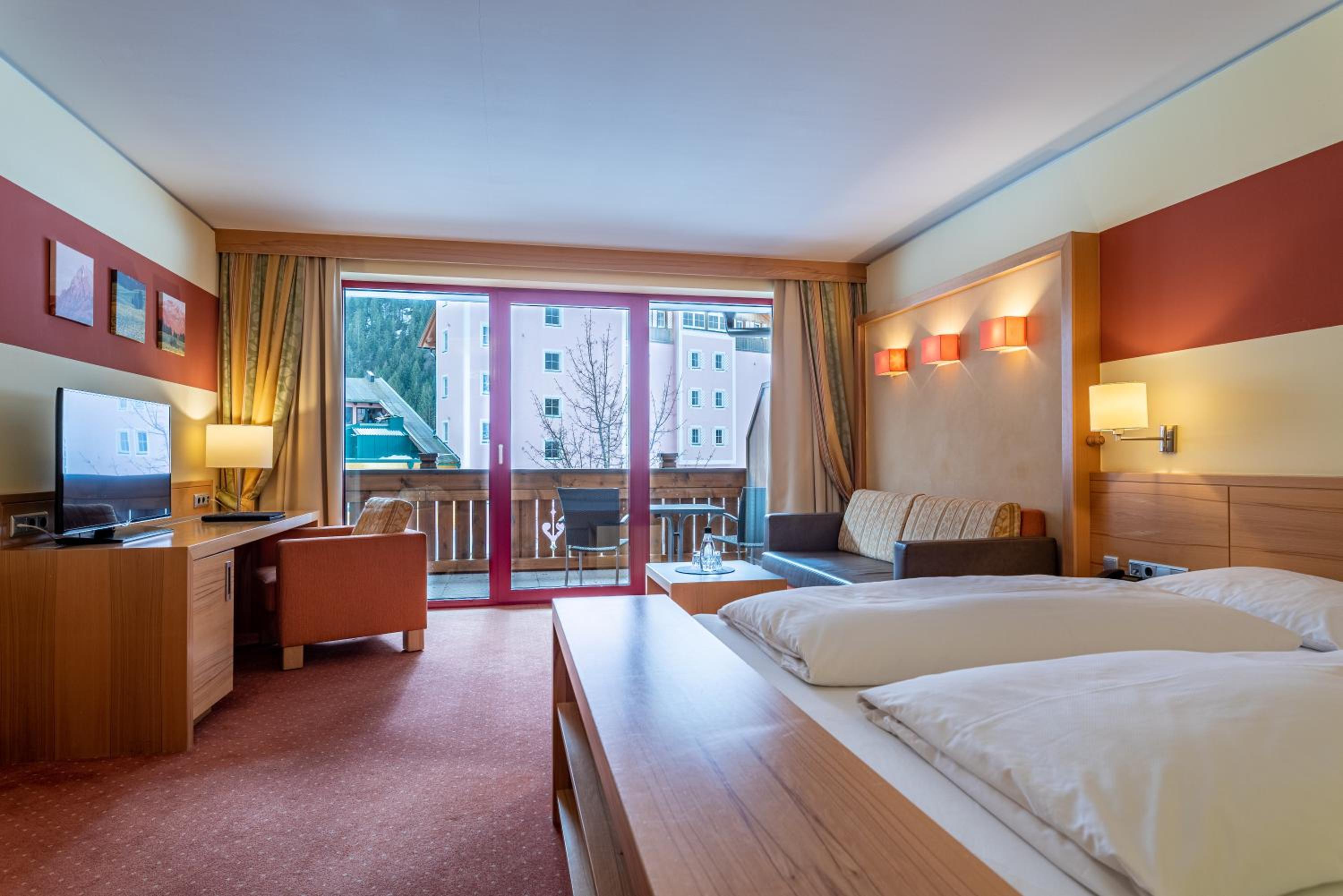 Large Double Room photo 2