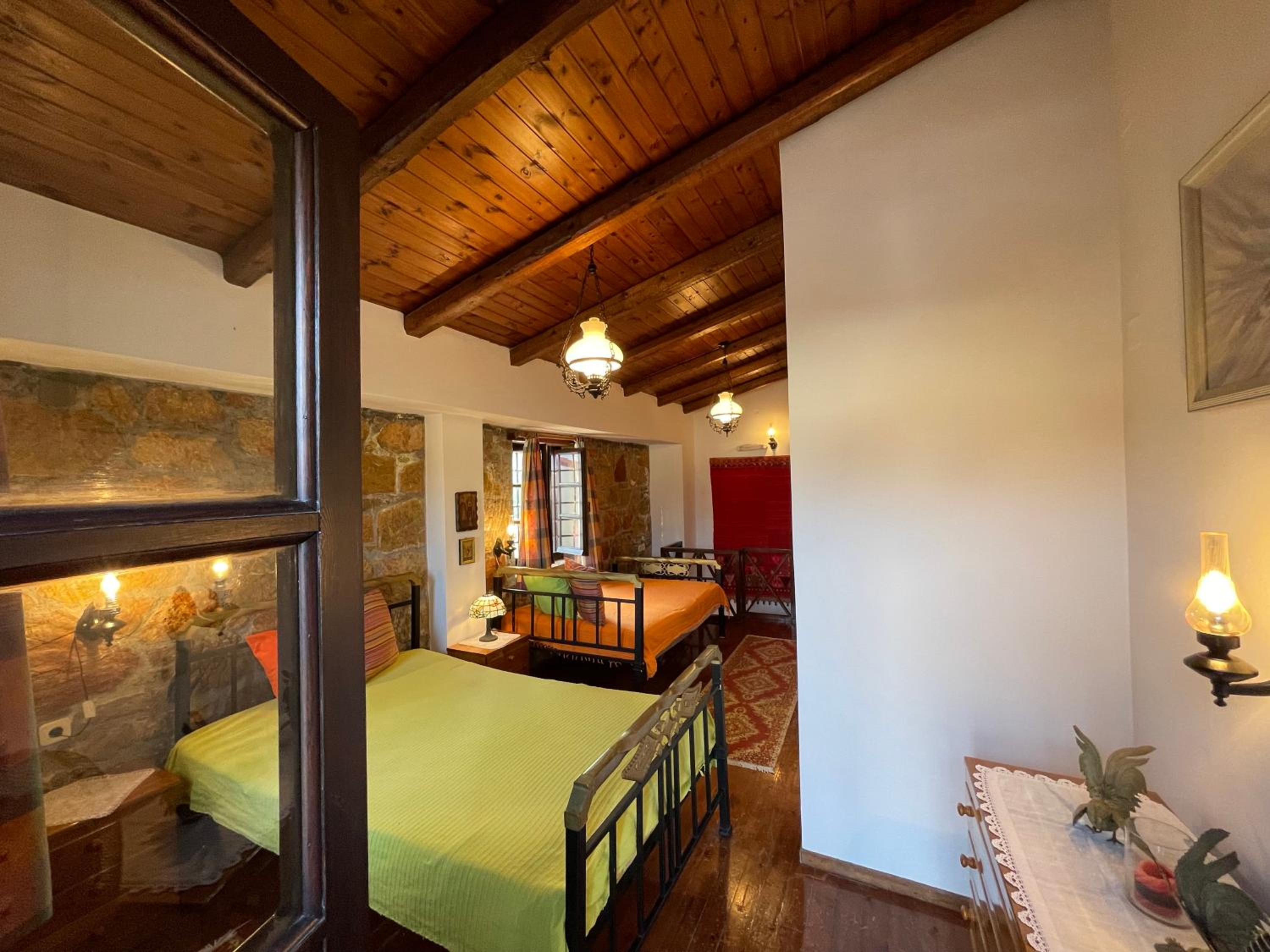 One-Bedroom House photo 1