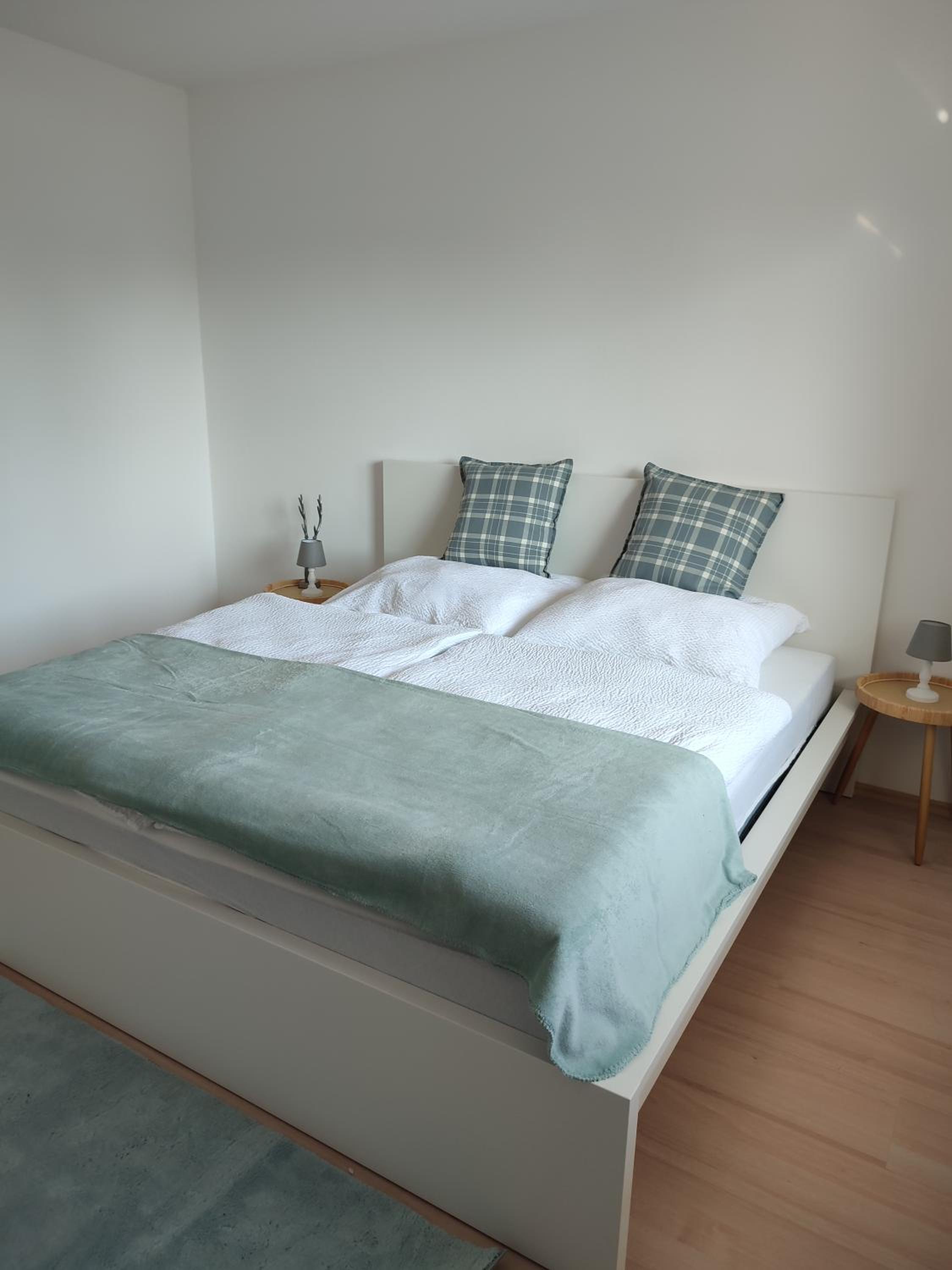 Three-Bedroom Apartment with View photo 3