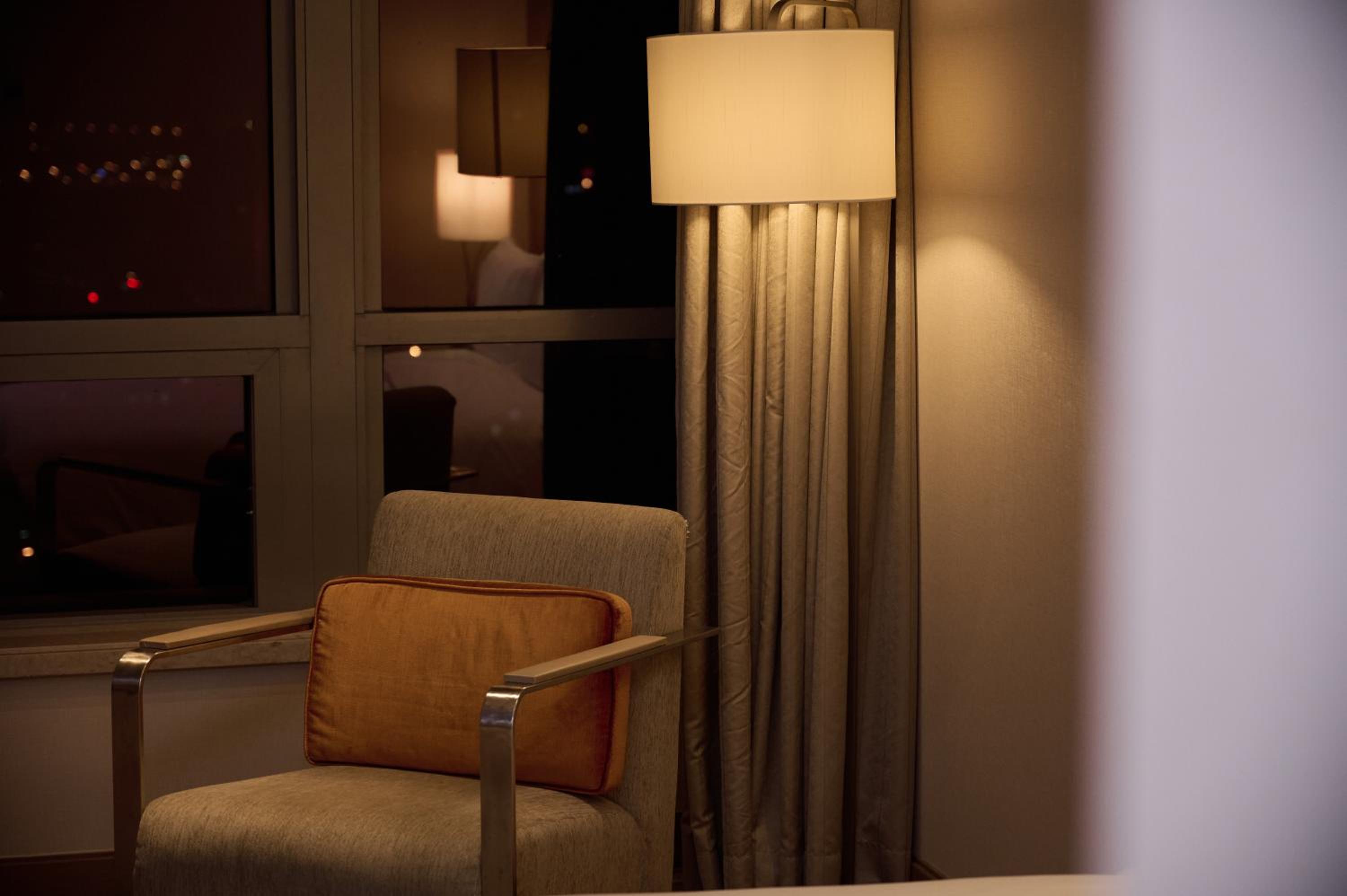 Standard Twin Room with River View - Photo 3