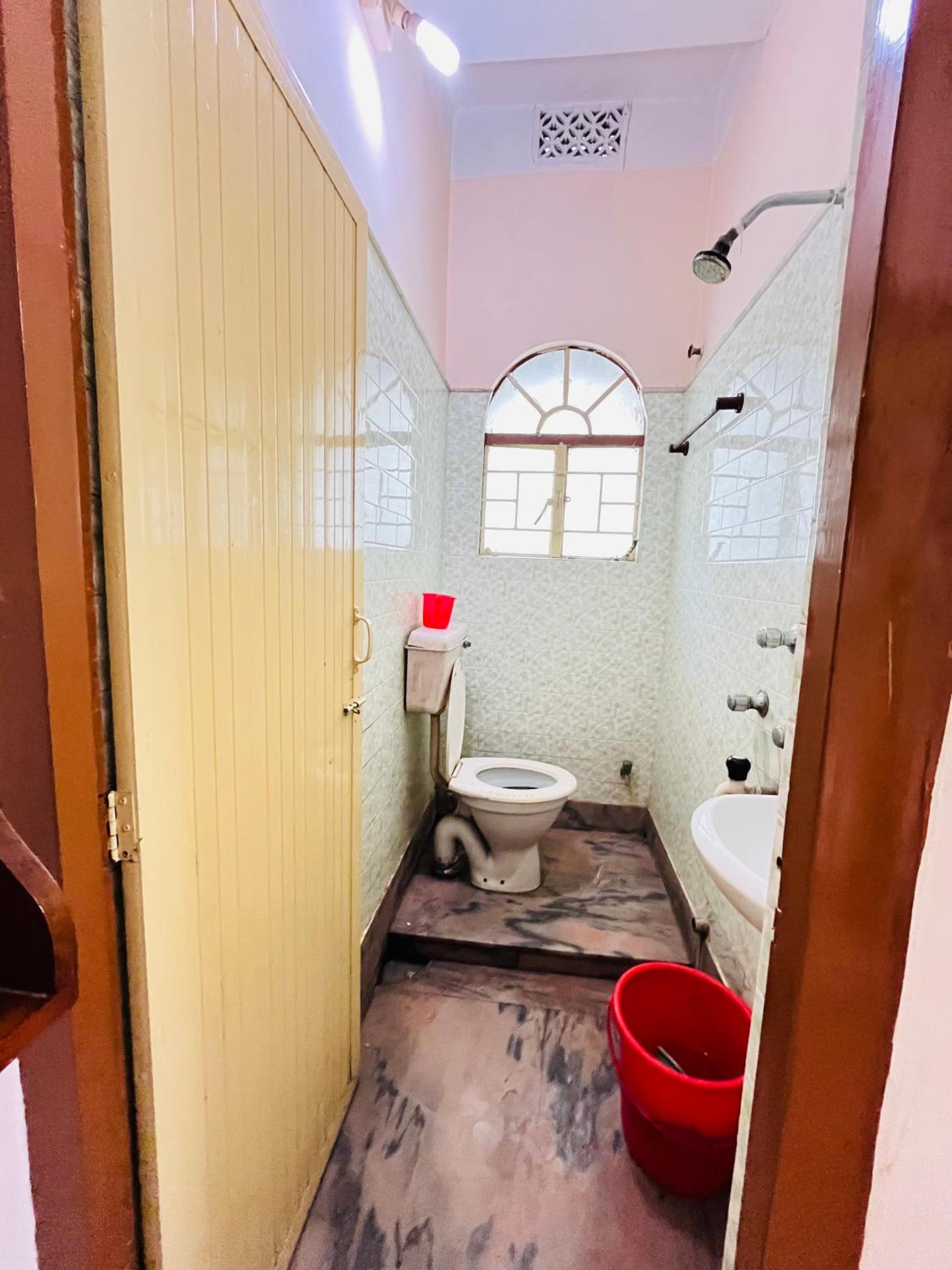 Single Room photo 2