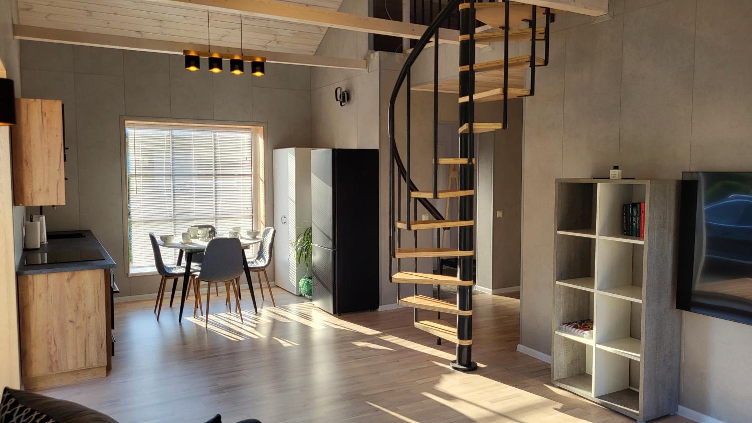 Three-Bedroom House photo 2