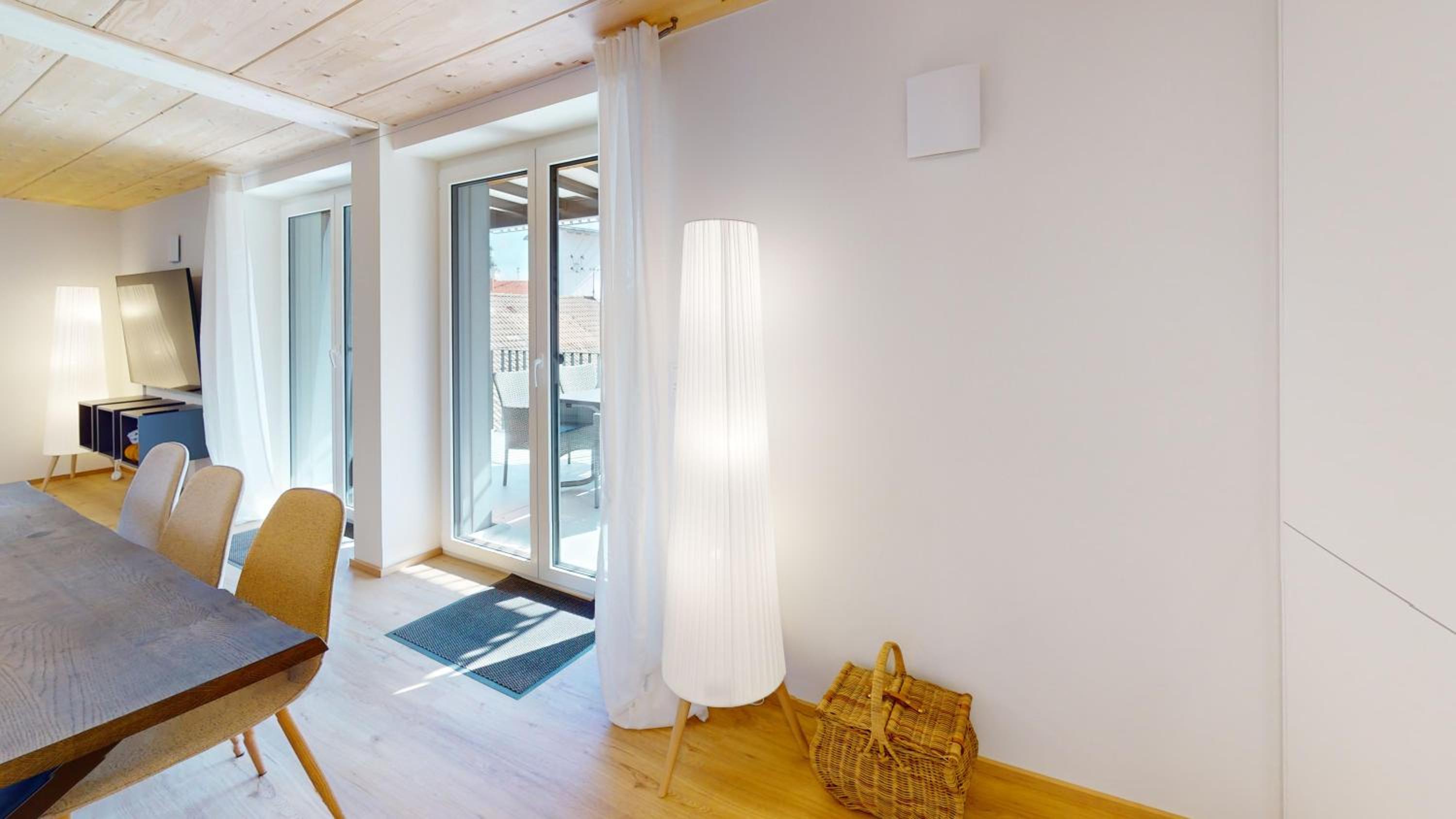 Two-Bedroom Apartment with Balcony photo 3