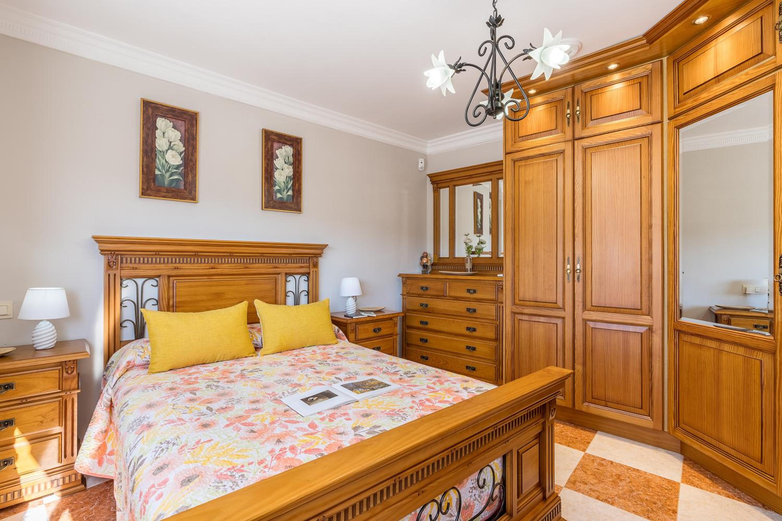 Two-Bedroom House photo 2