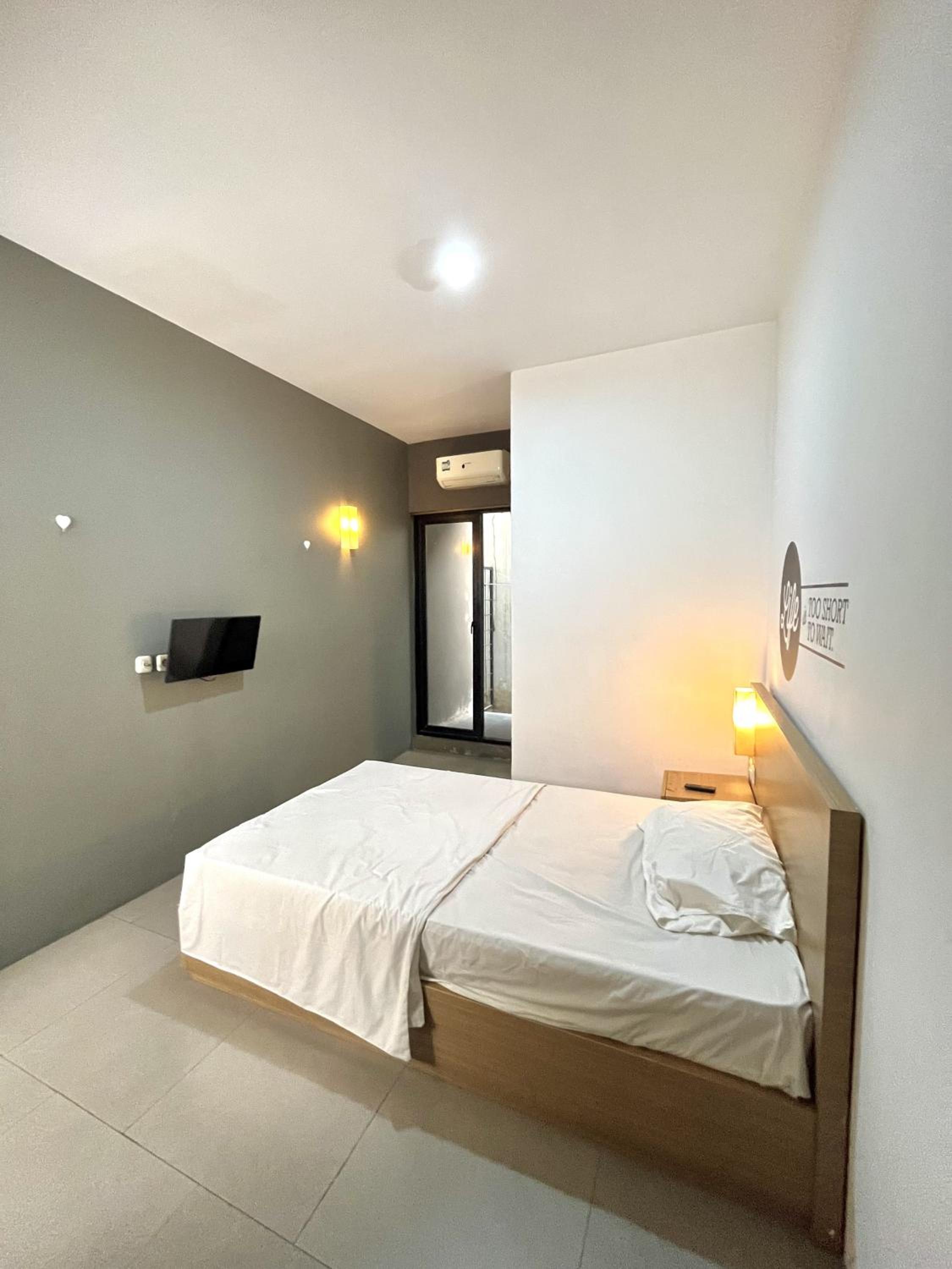Single Room photo 2