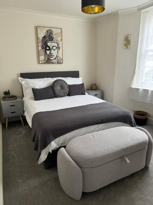 Three-Bedroom House photo 1