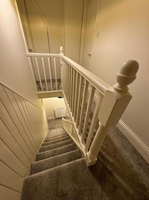 Three-Bedroom House photo 3