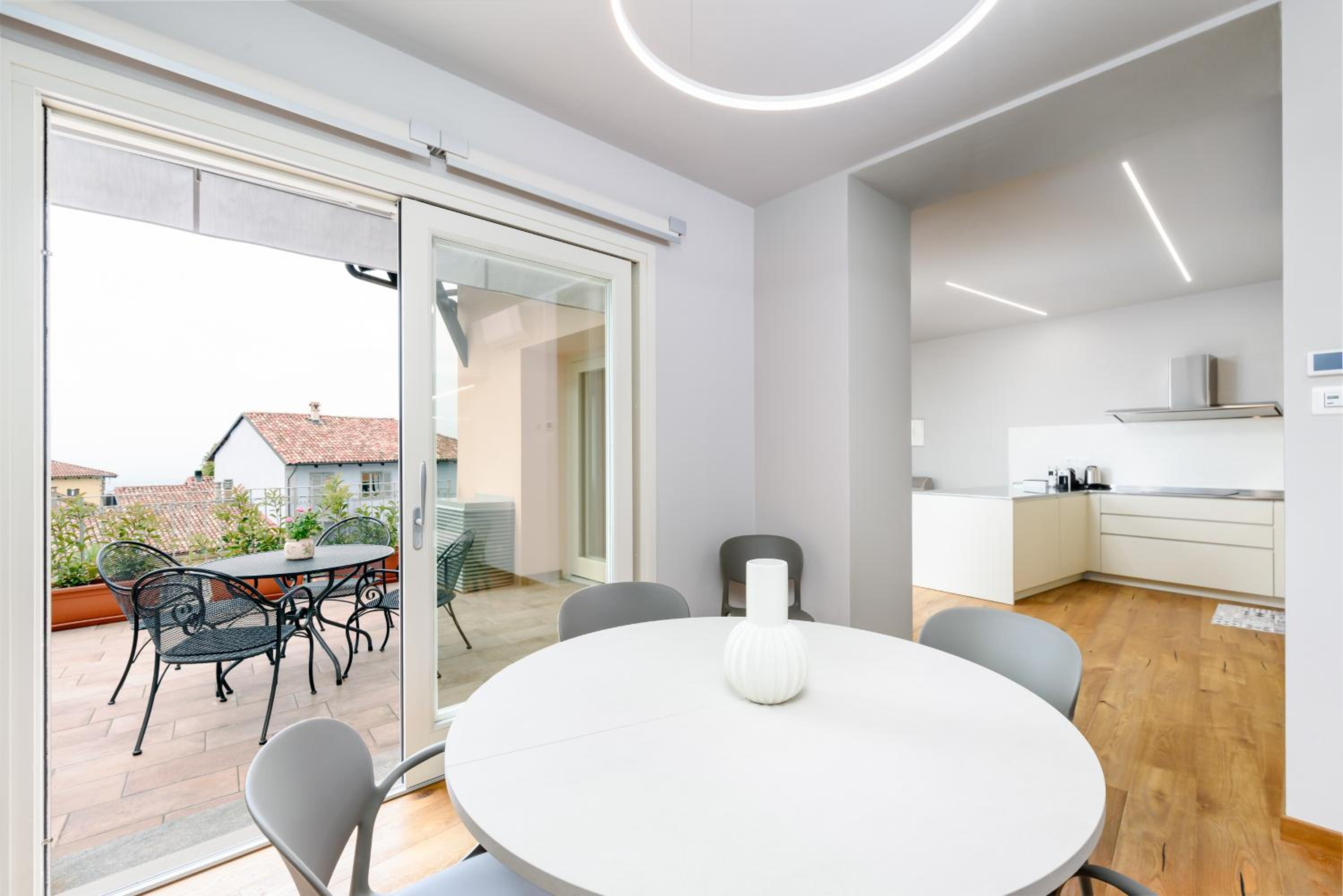 Two-Bedroom Apartment with Terrace photo 2