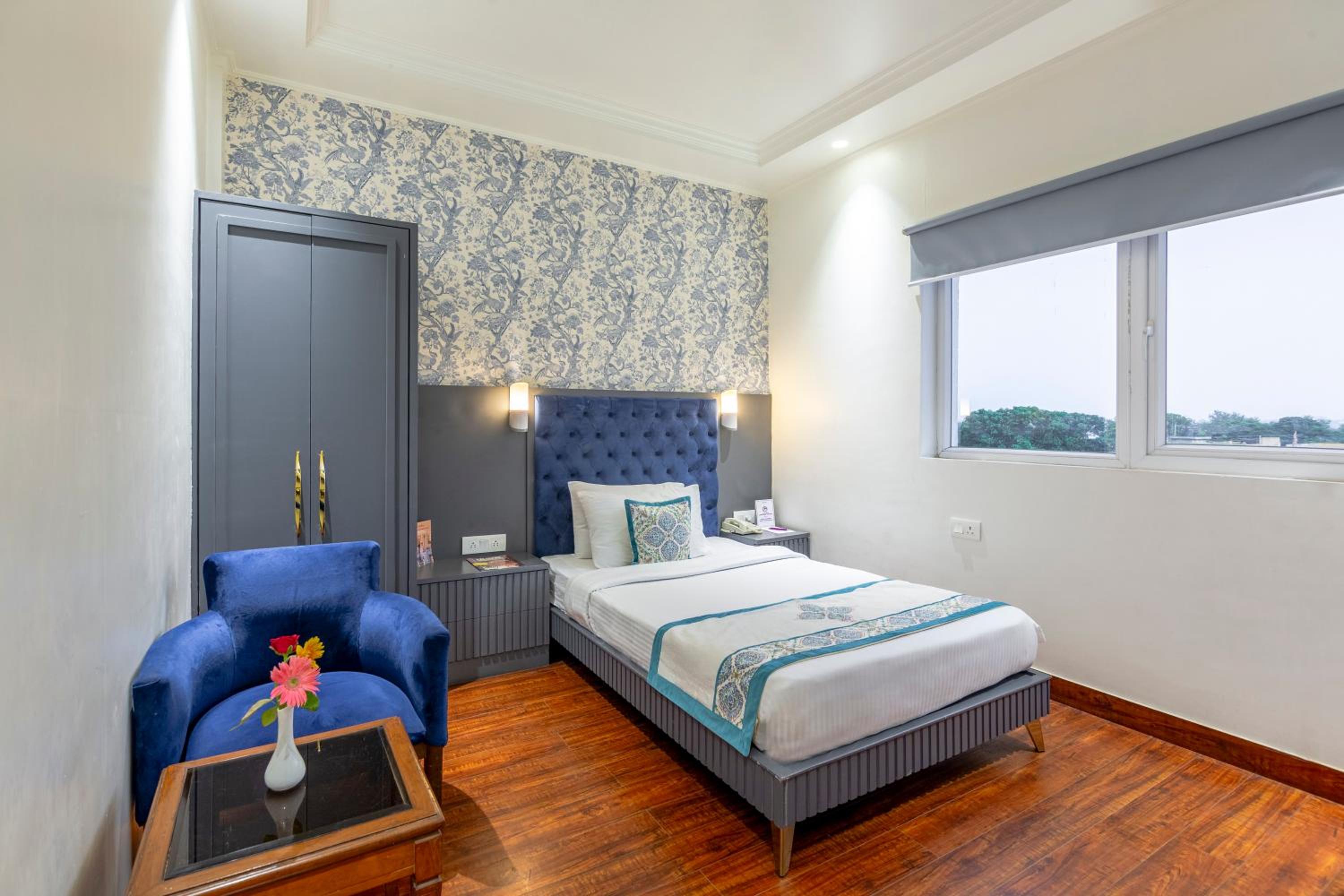 Standard Room photo 1