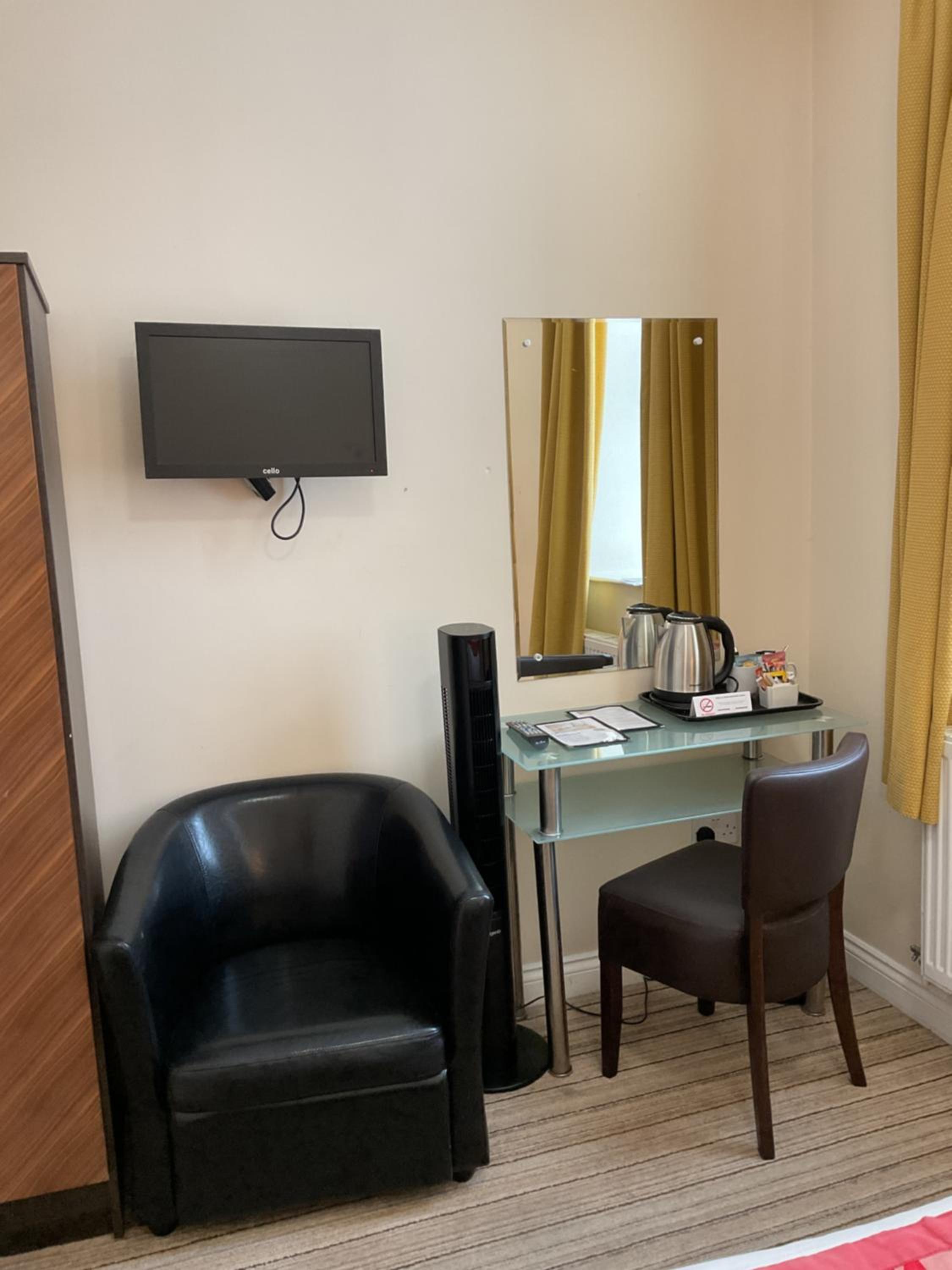 Small Double Room - Photo 6