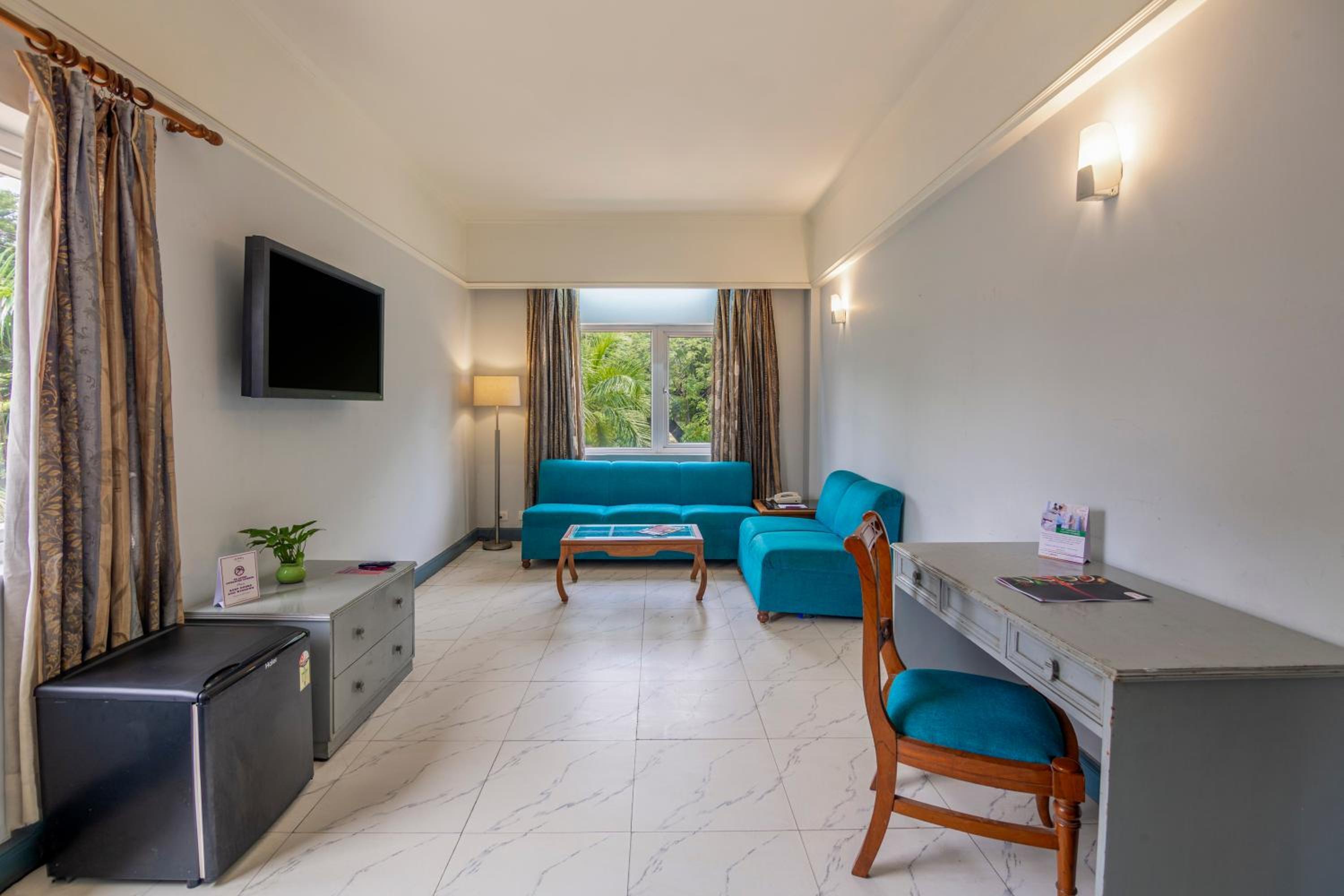 Privilege Suite - Photo 2
