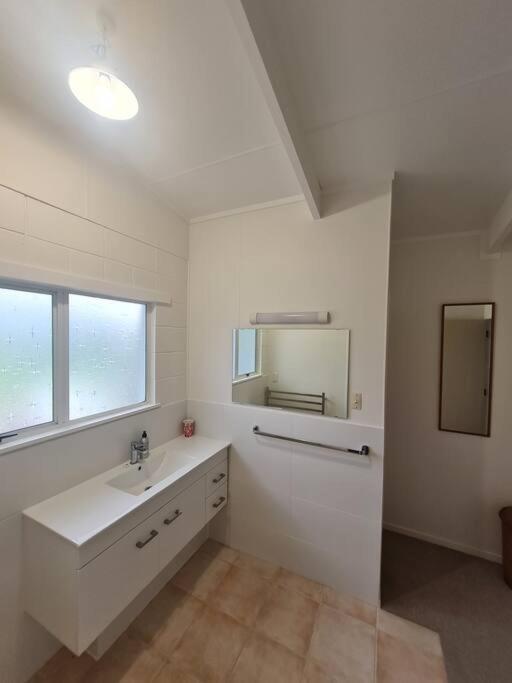 Three-Bedroom House photo 3