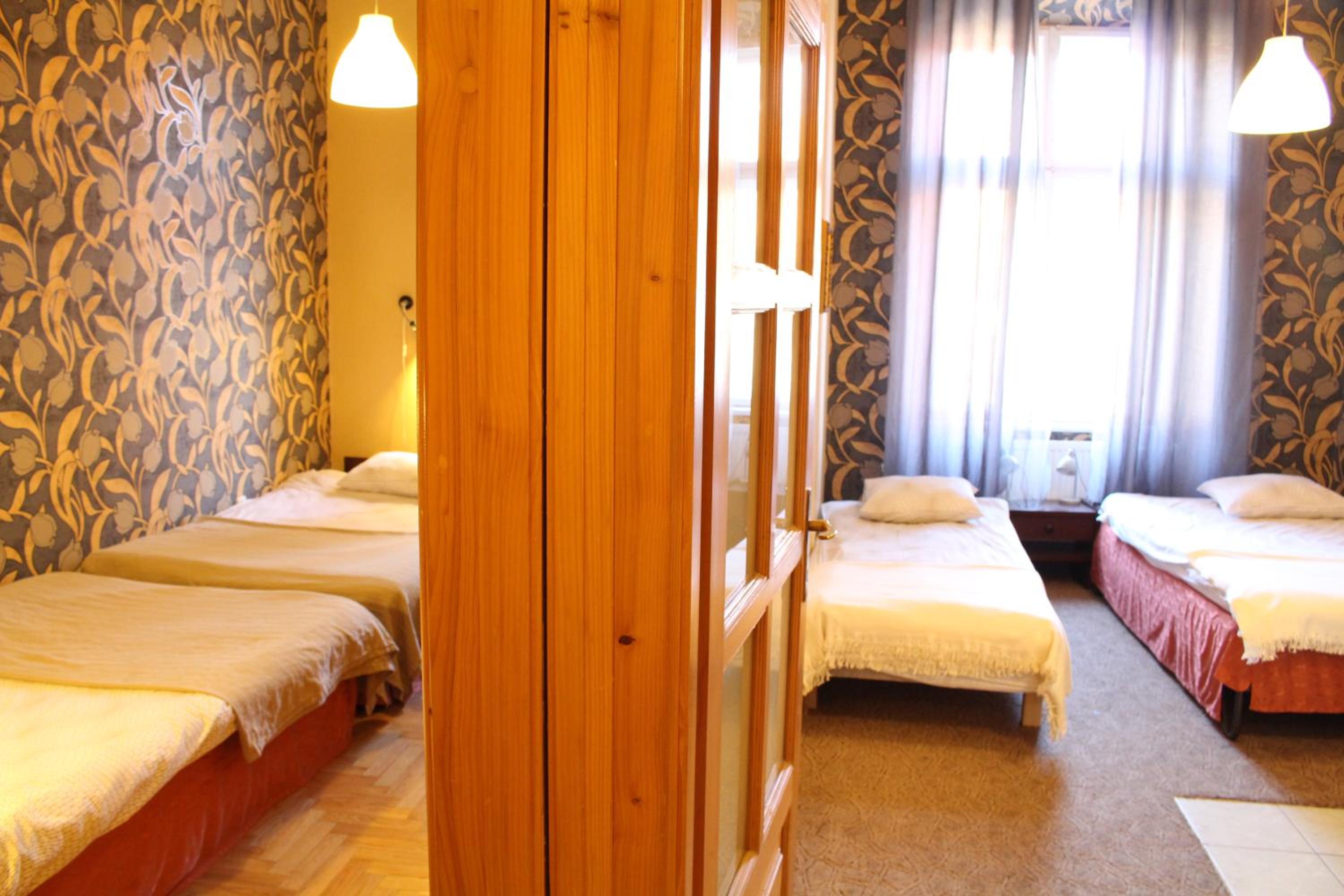 Two-Bedroom Apartment with Kitchenette (4 Adults) - Photo 1