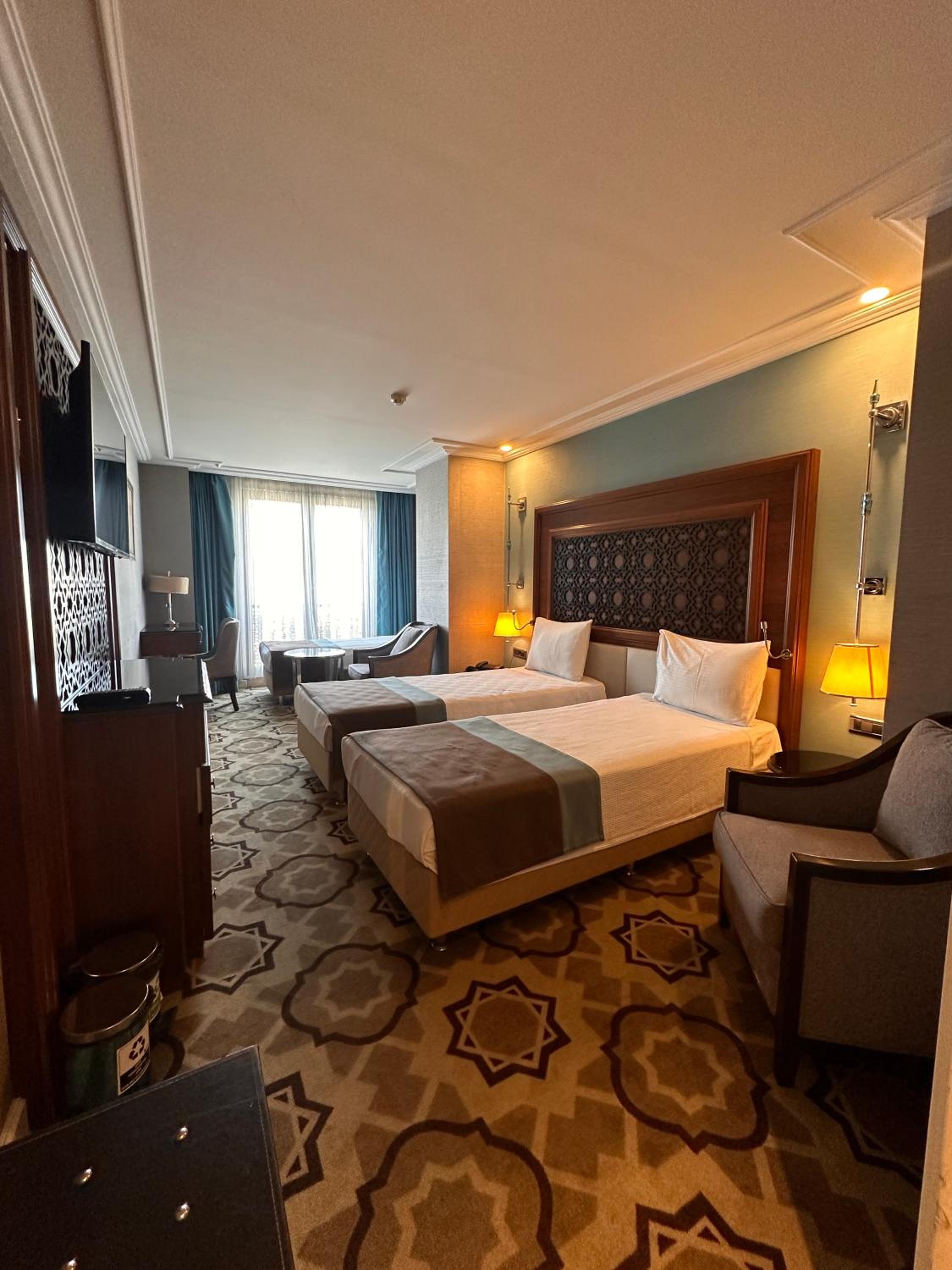 Standard Triple Room photo 2