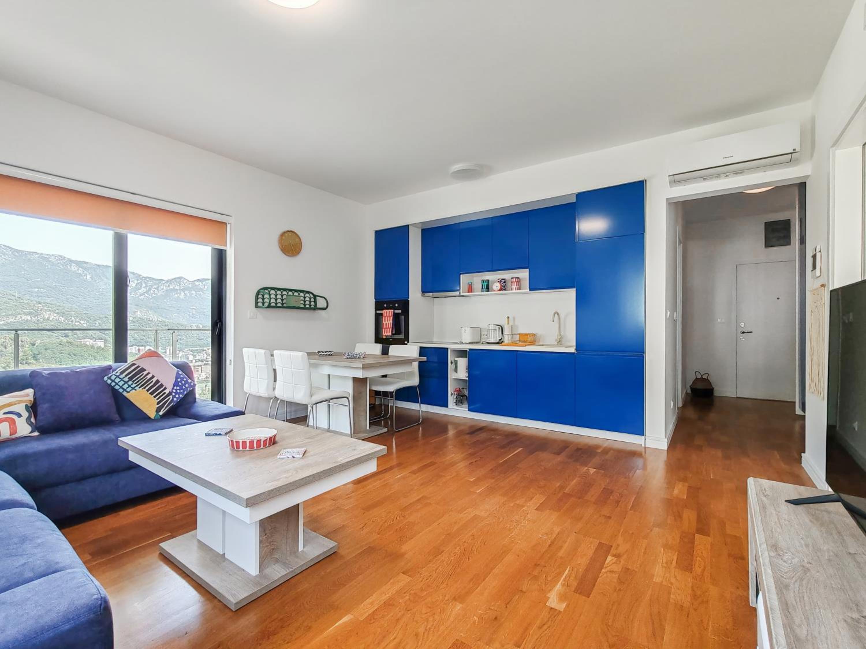 Penthouse Apartment photo 2