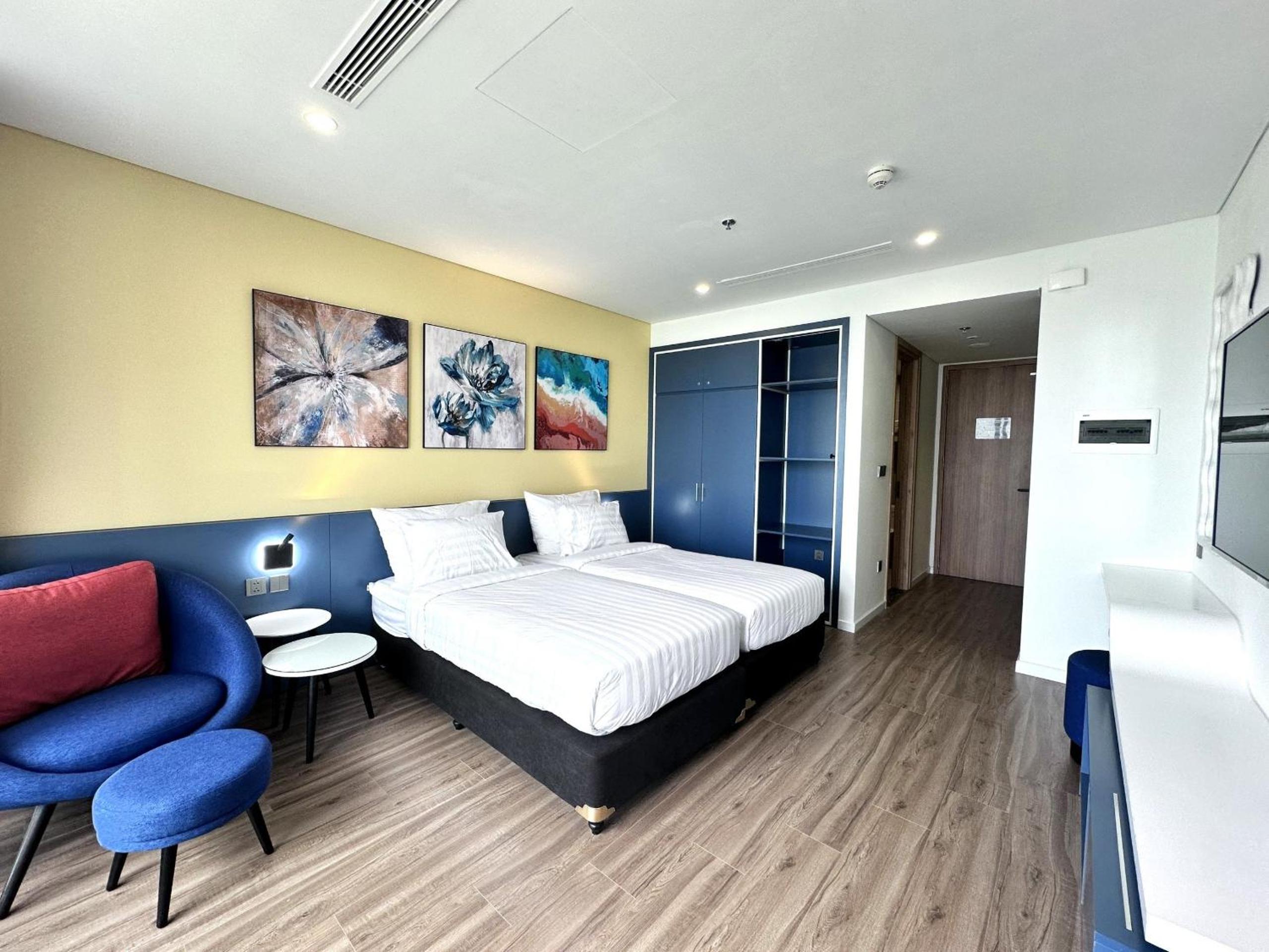 Twin Room with Sea View photo 1