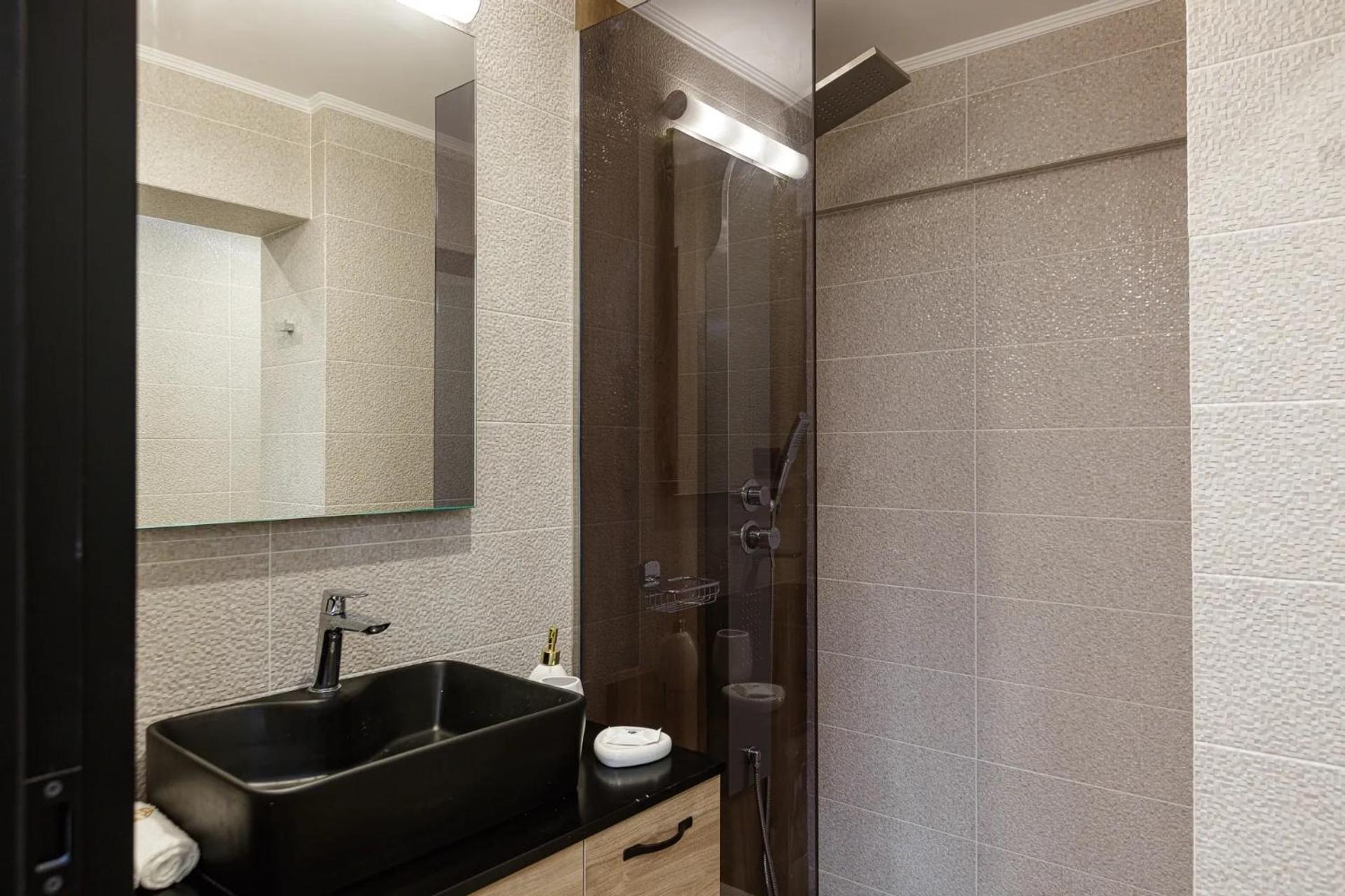 Two-Bedroom Suite -Split Level - Photo 6