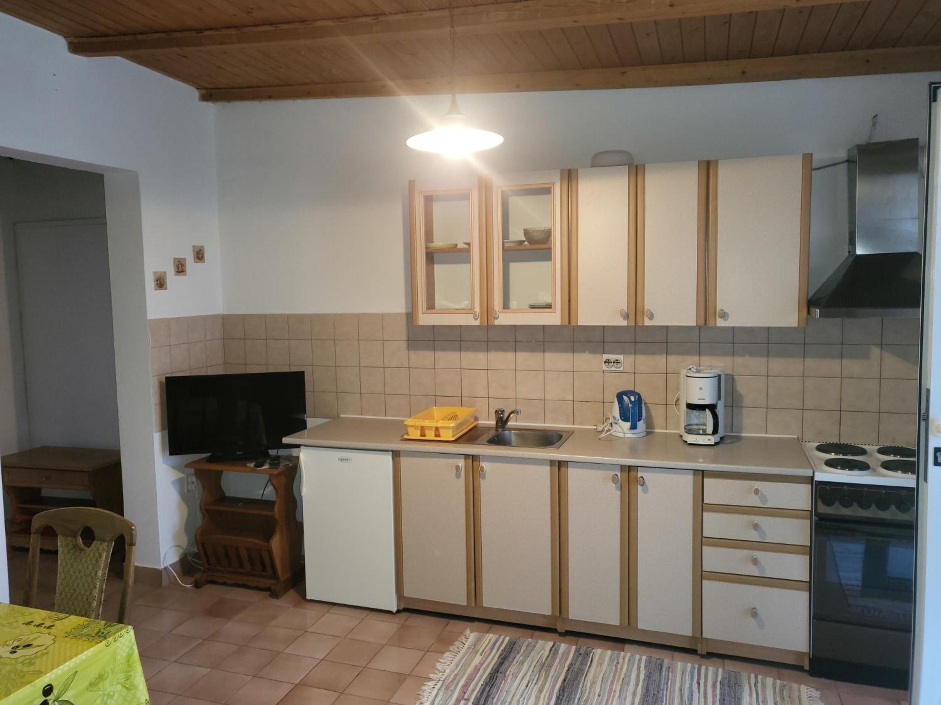Apartment photo 3