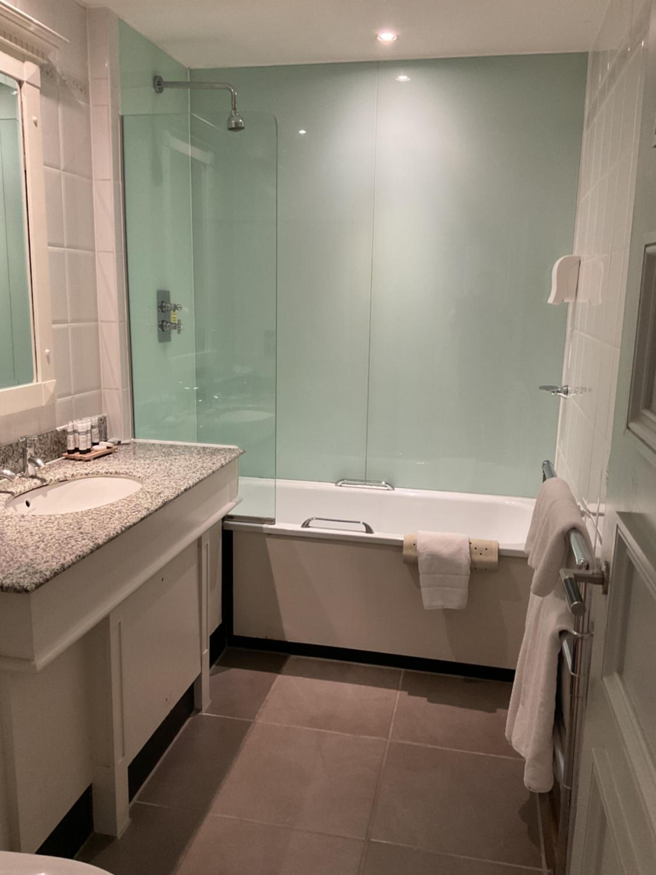 Double Room with Sea View - Photo 12