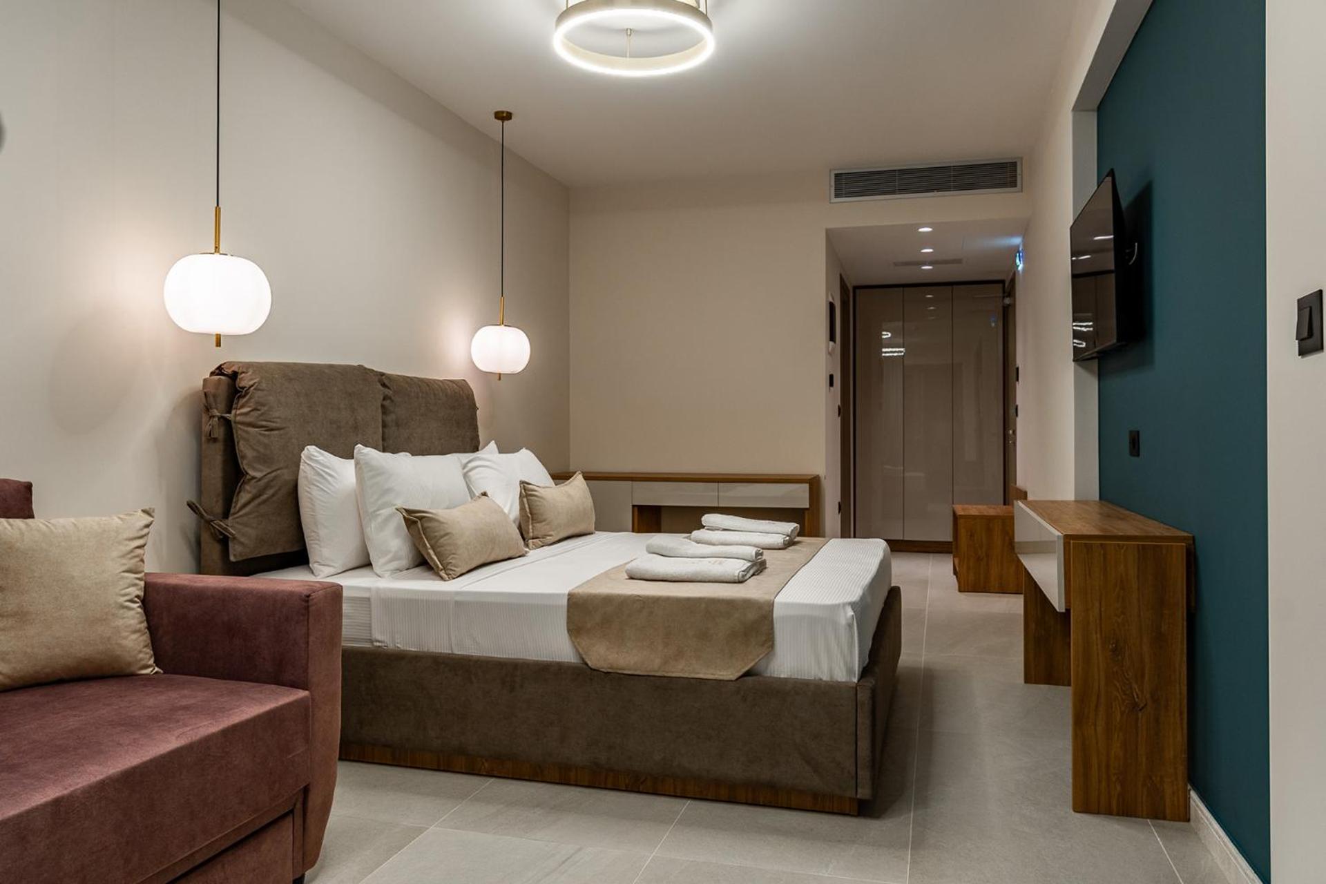 Triple Room with Balcony photo 3