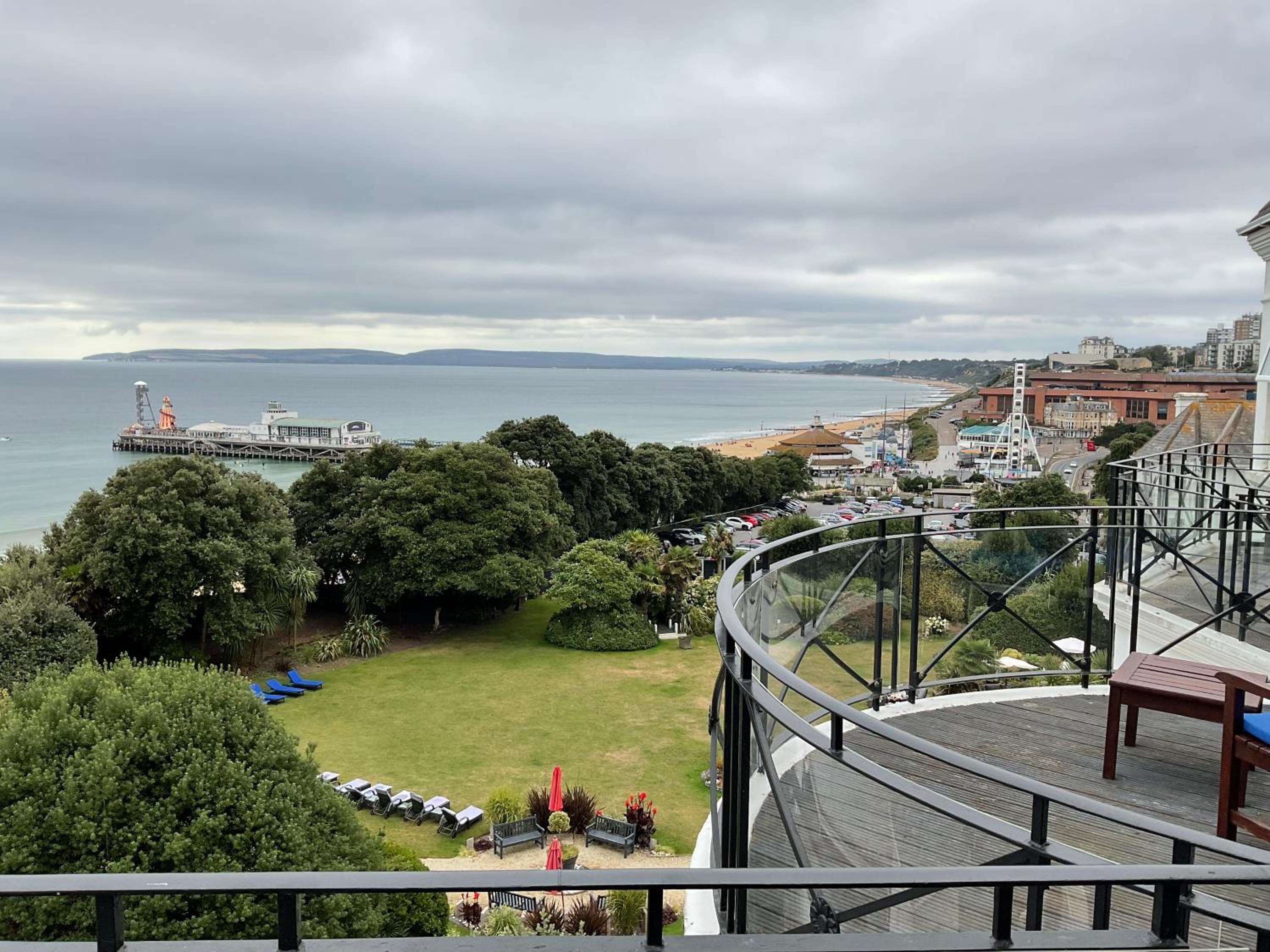 Double Room with Sea View - Photo 10