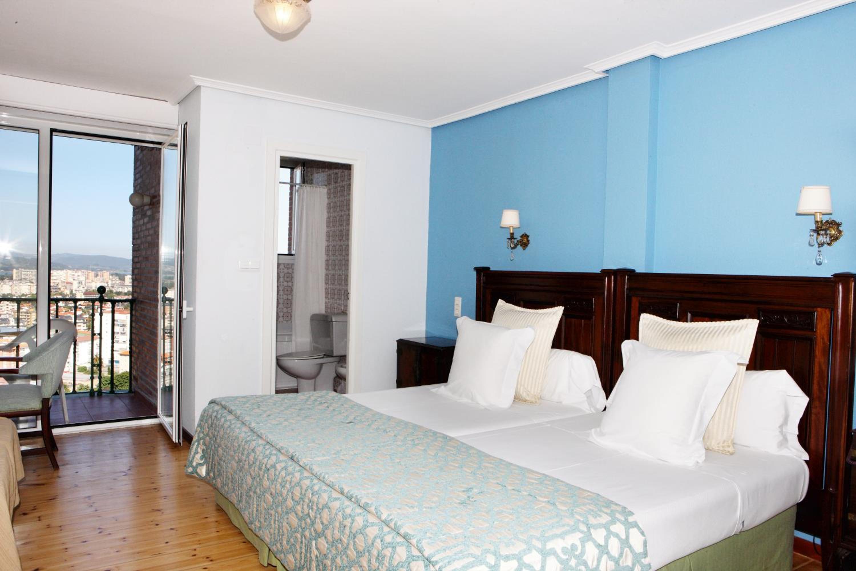 Habitación Triple Estándar con Vista al Mar
