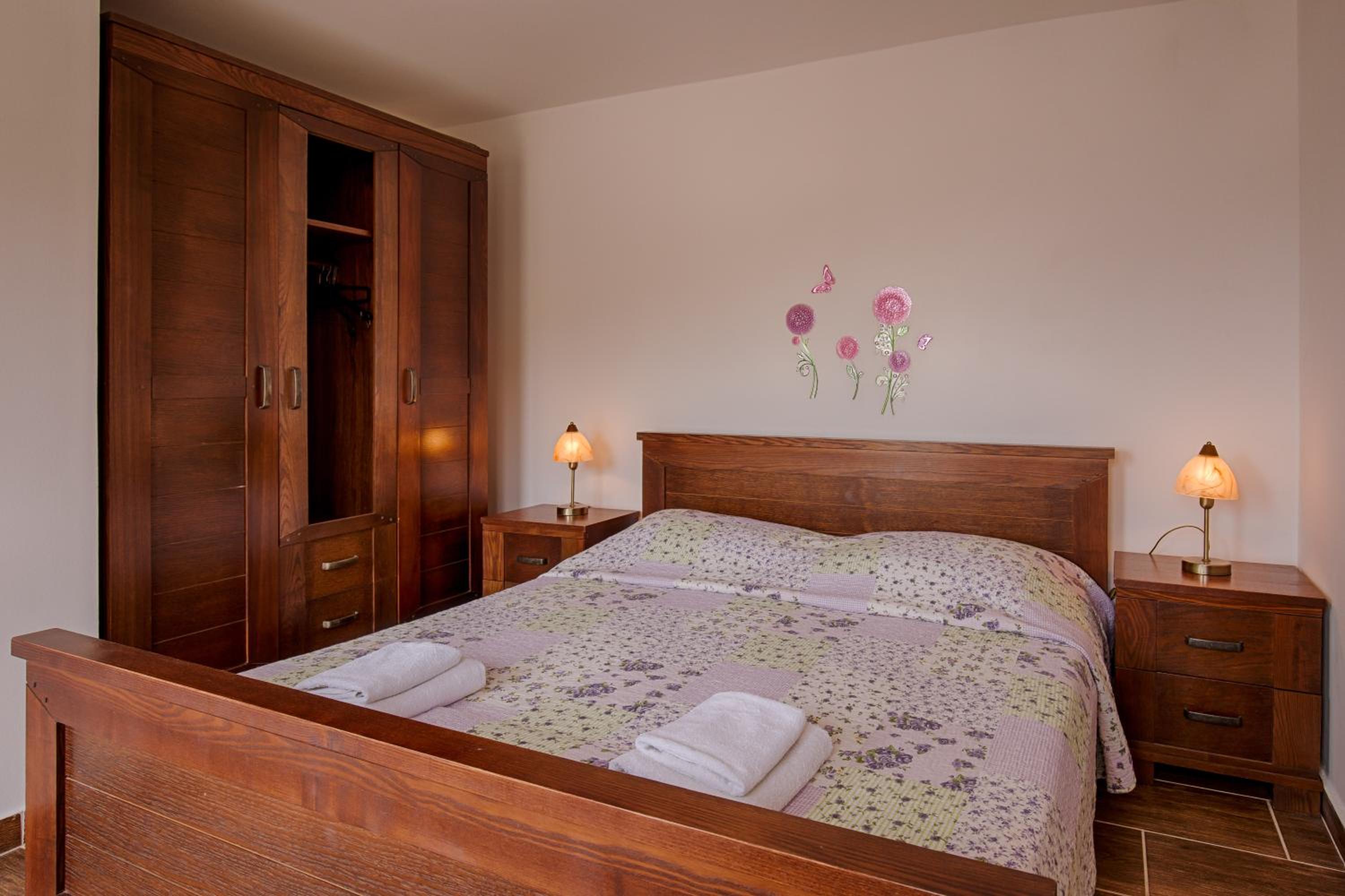 Three-Bedroom Villa photo 1