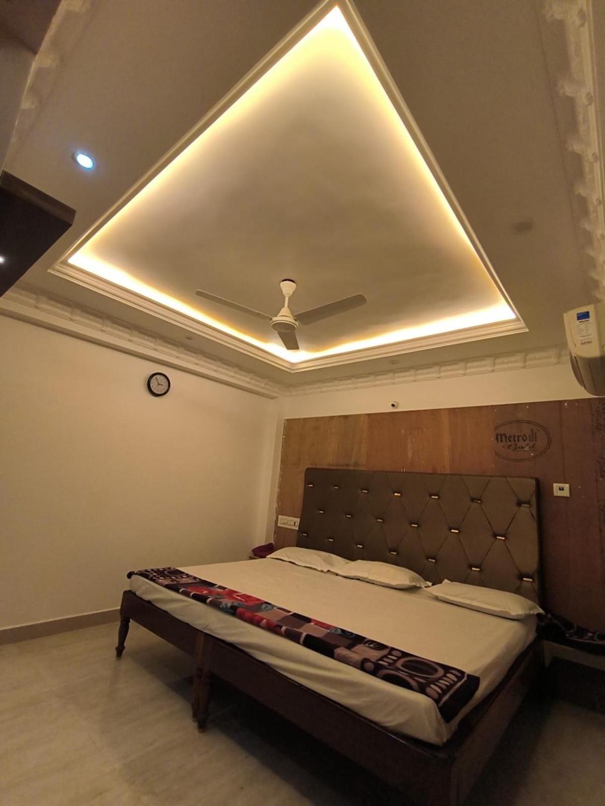 Deluxe Triple Room photo 3