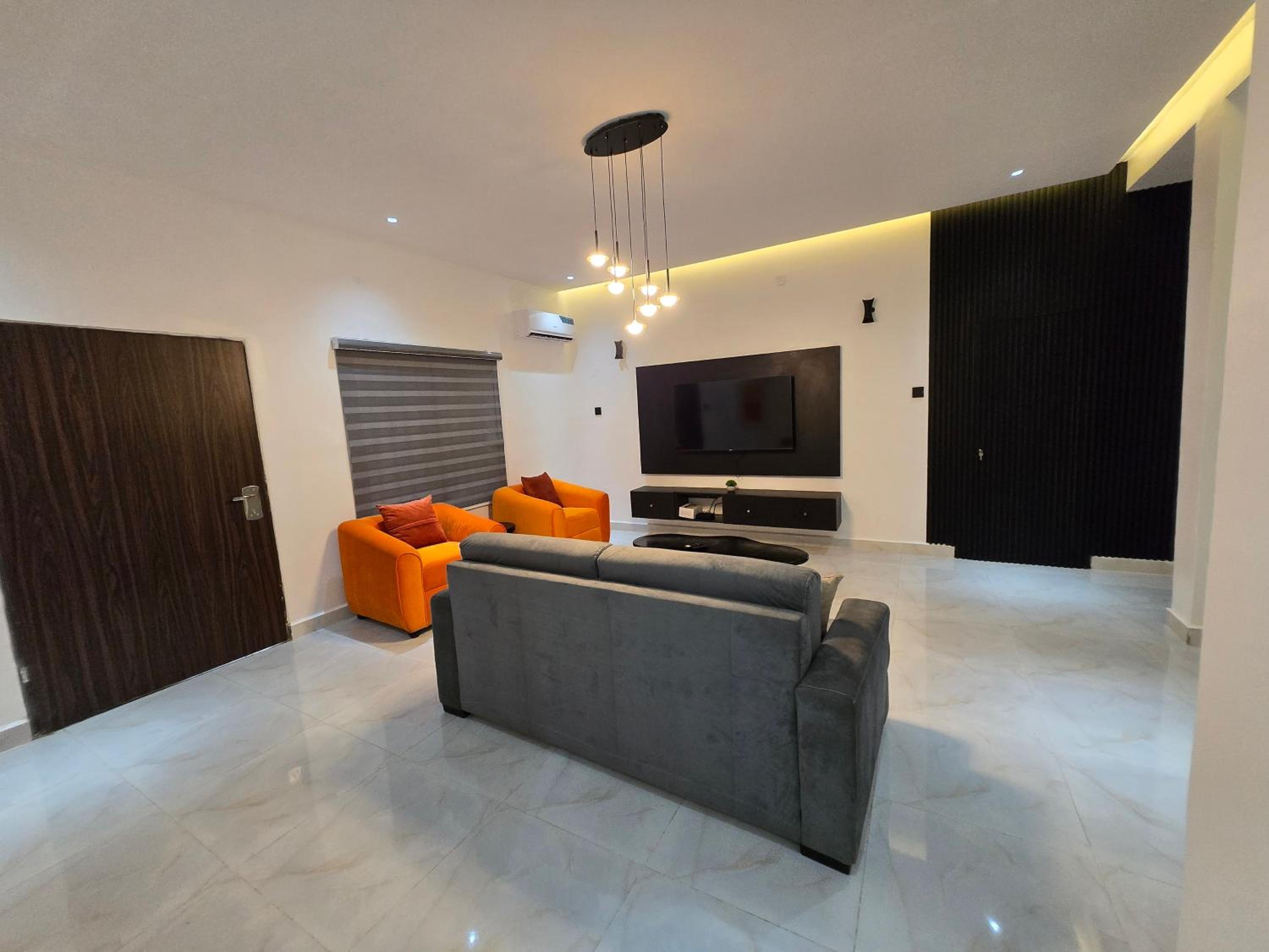Apartment - Ground Floor photo 3
