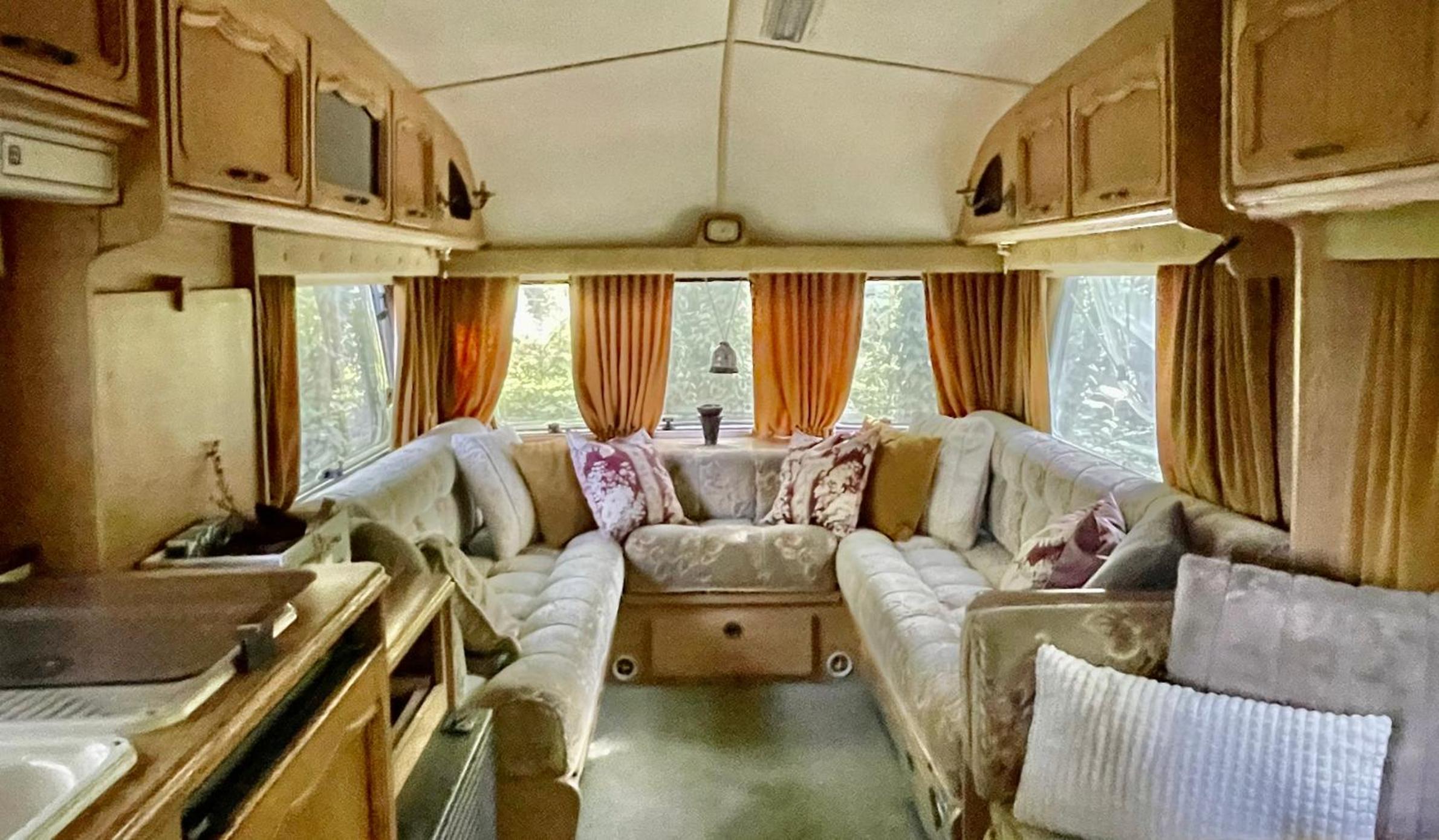 Caravan photo 1