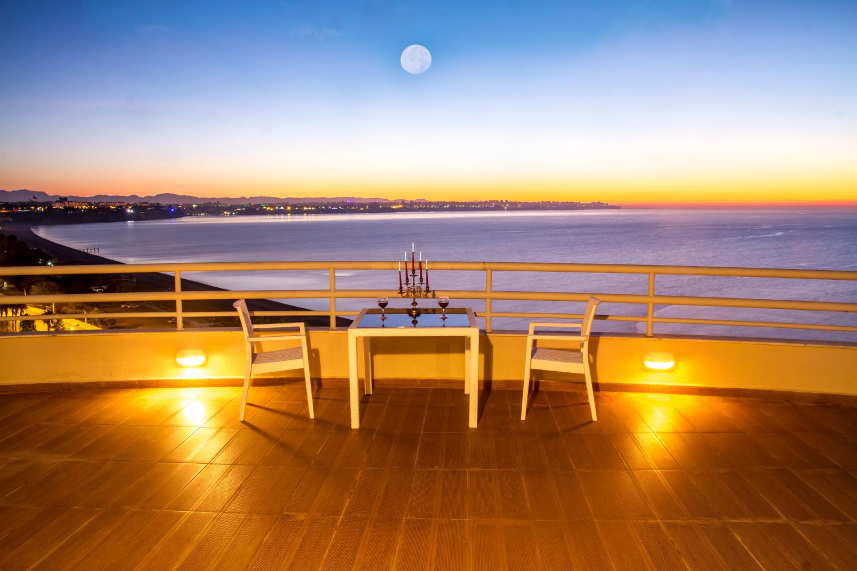 Duplex Suite with Panoramic Sea View