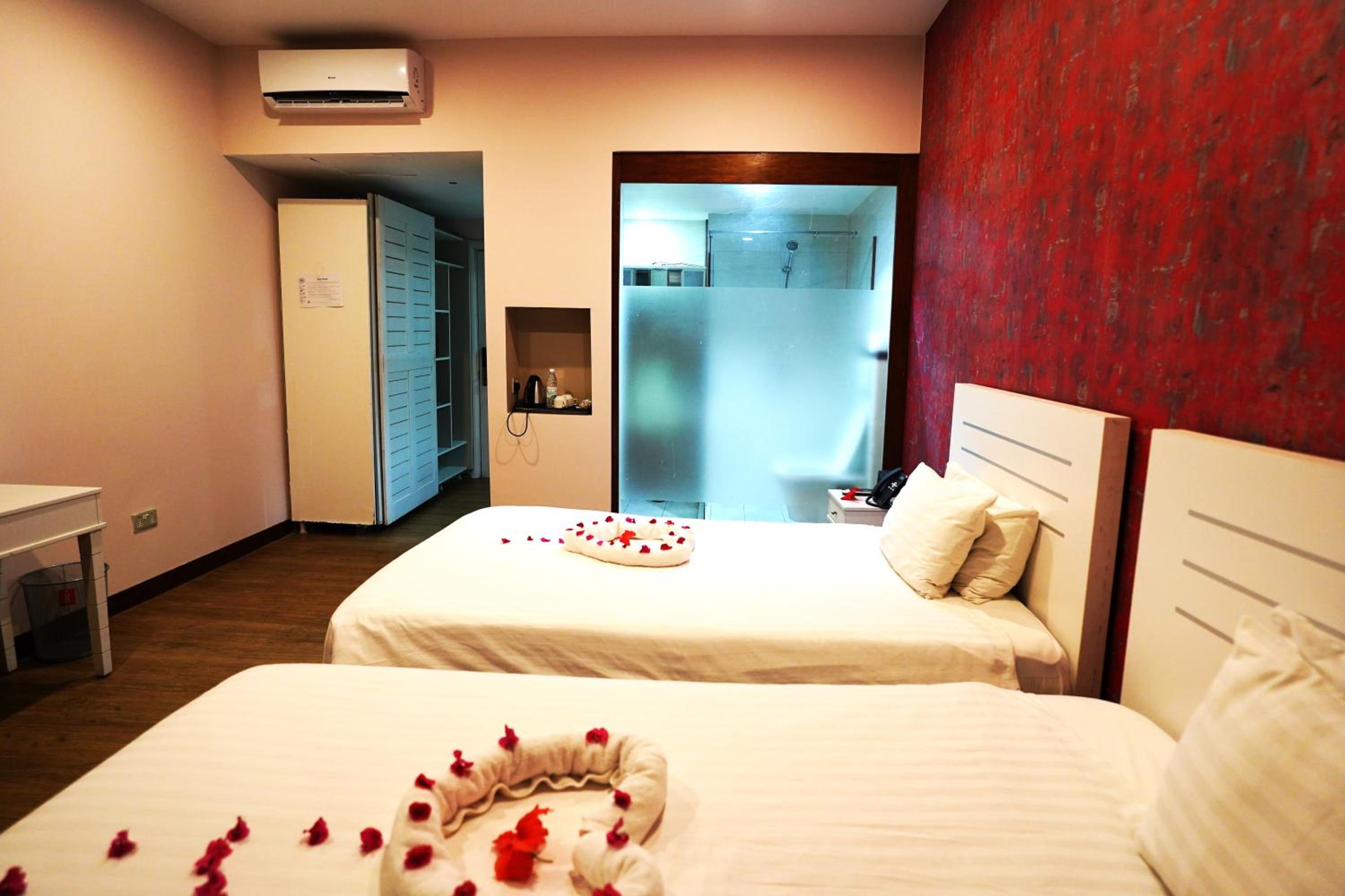 Superior Twin Room