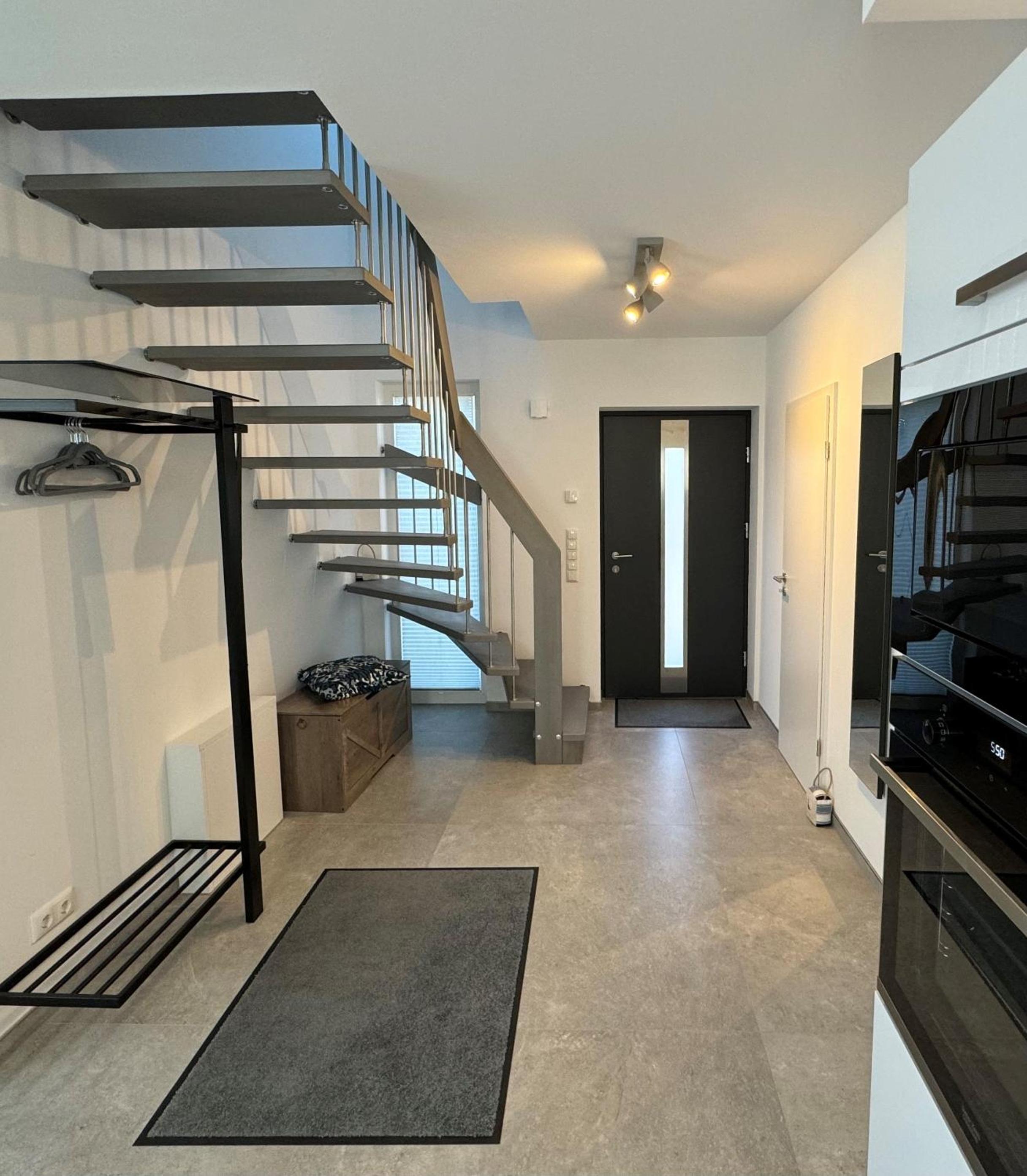 Two-Bedroom House photo 3