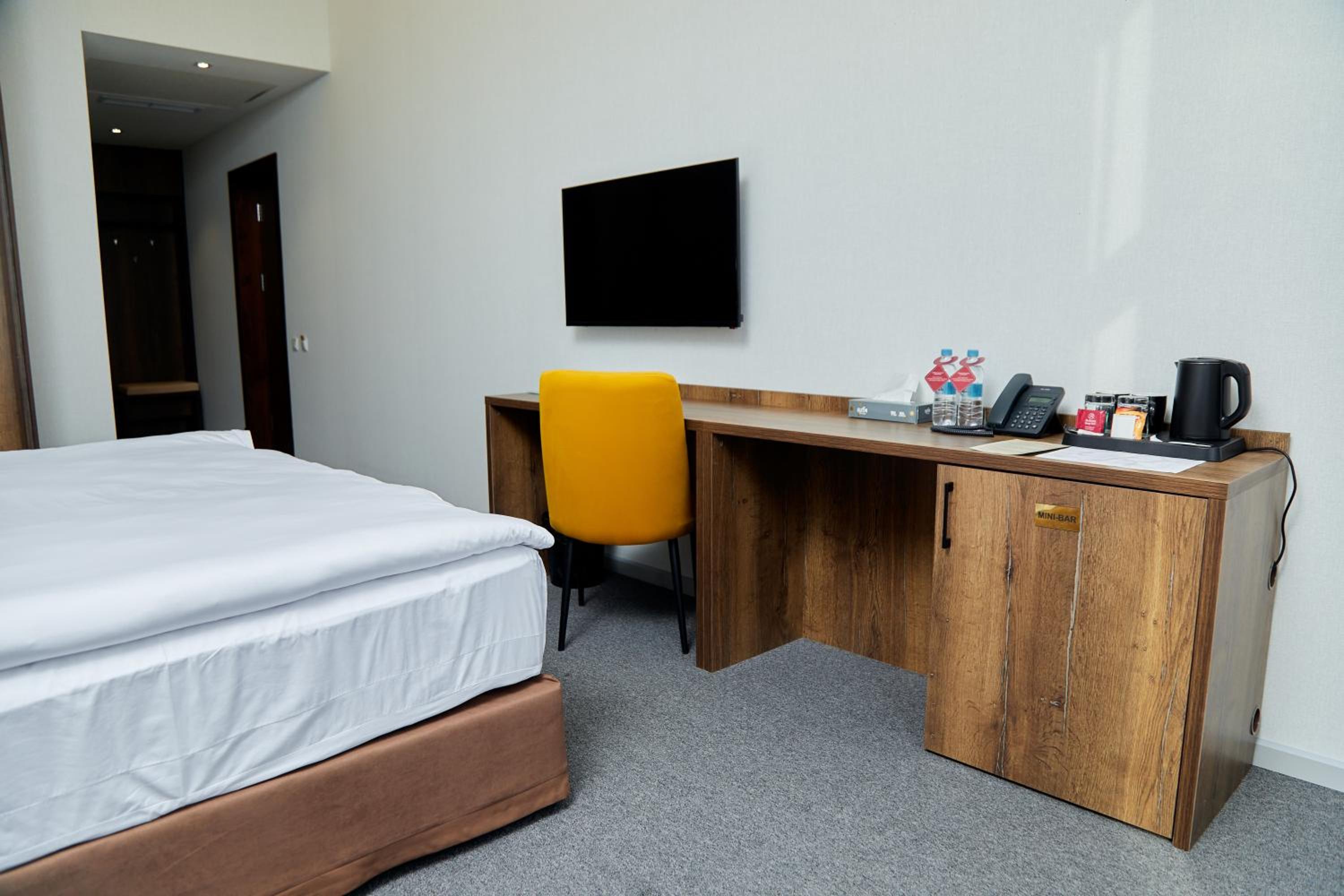 Budget Double or Twin Room - Photo 2