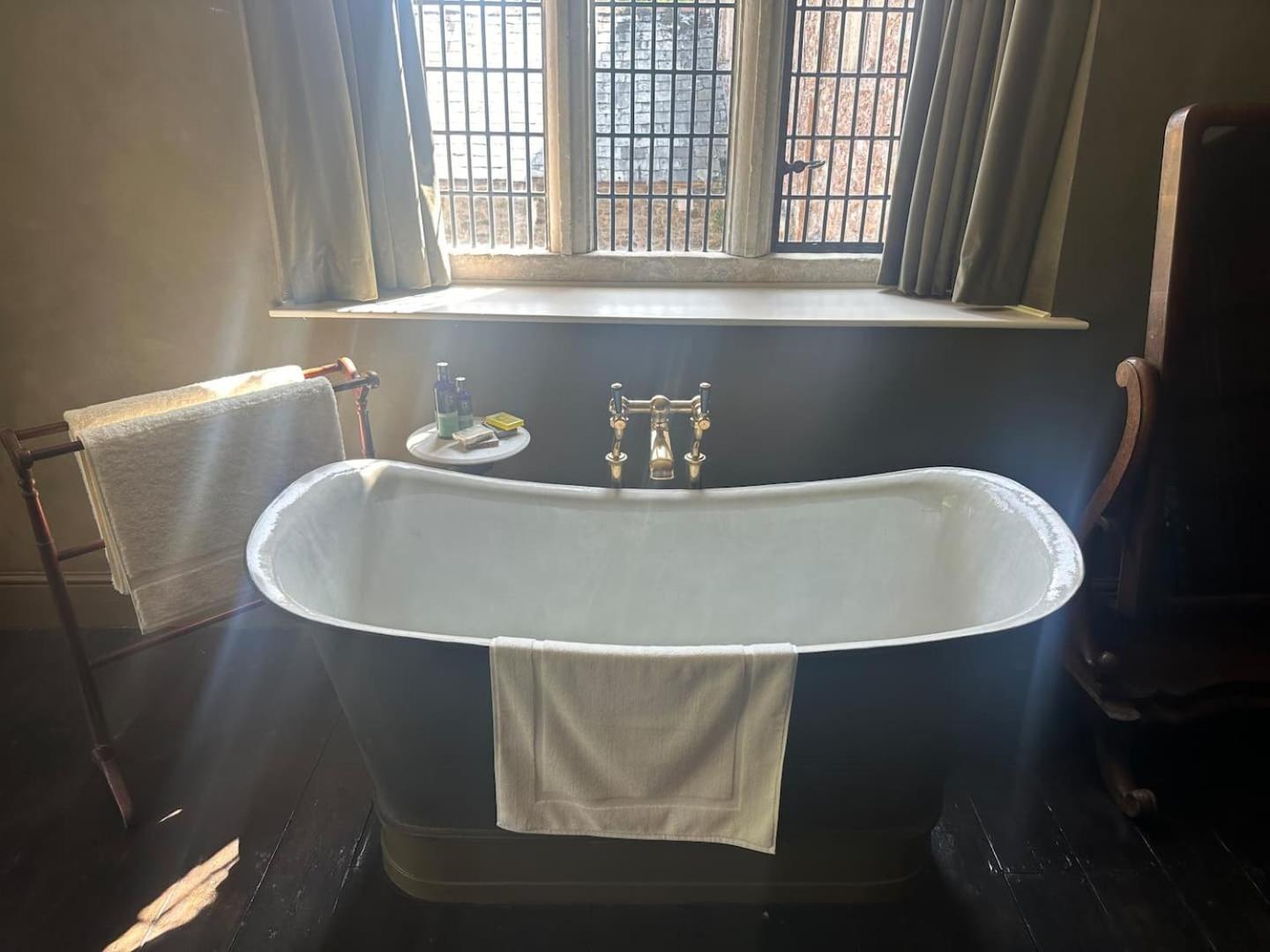 Deluxe Double Room with Bath photo 2
