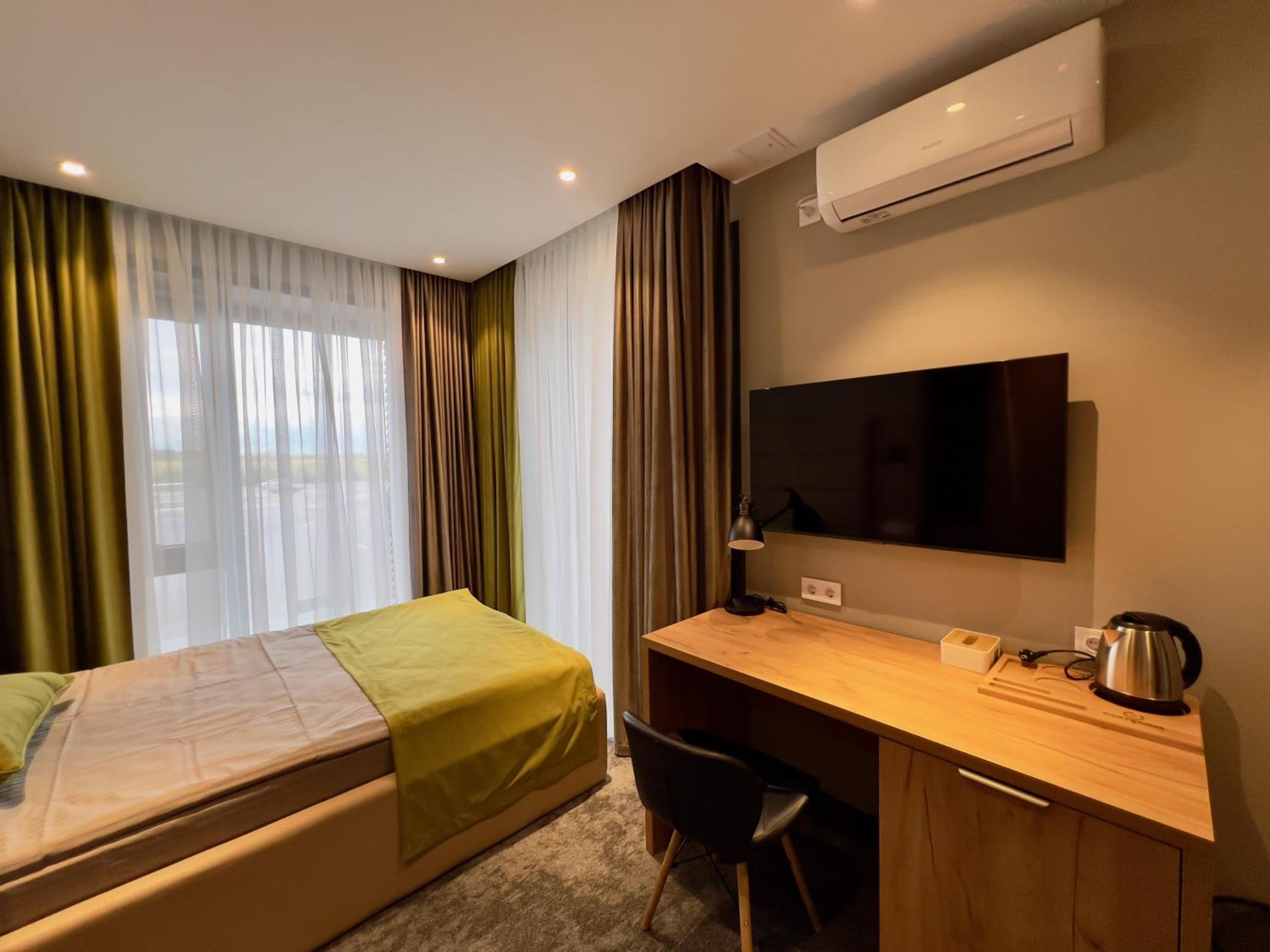 Single Room photo 2