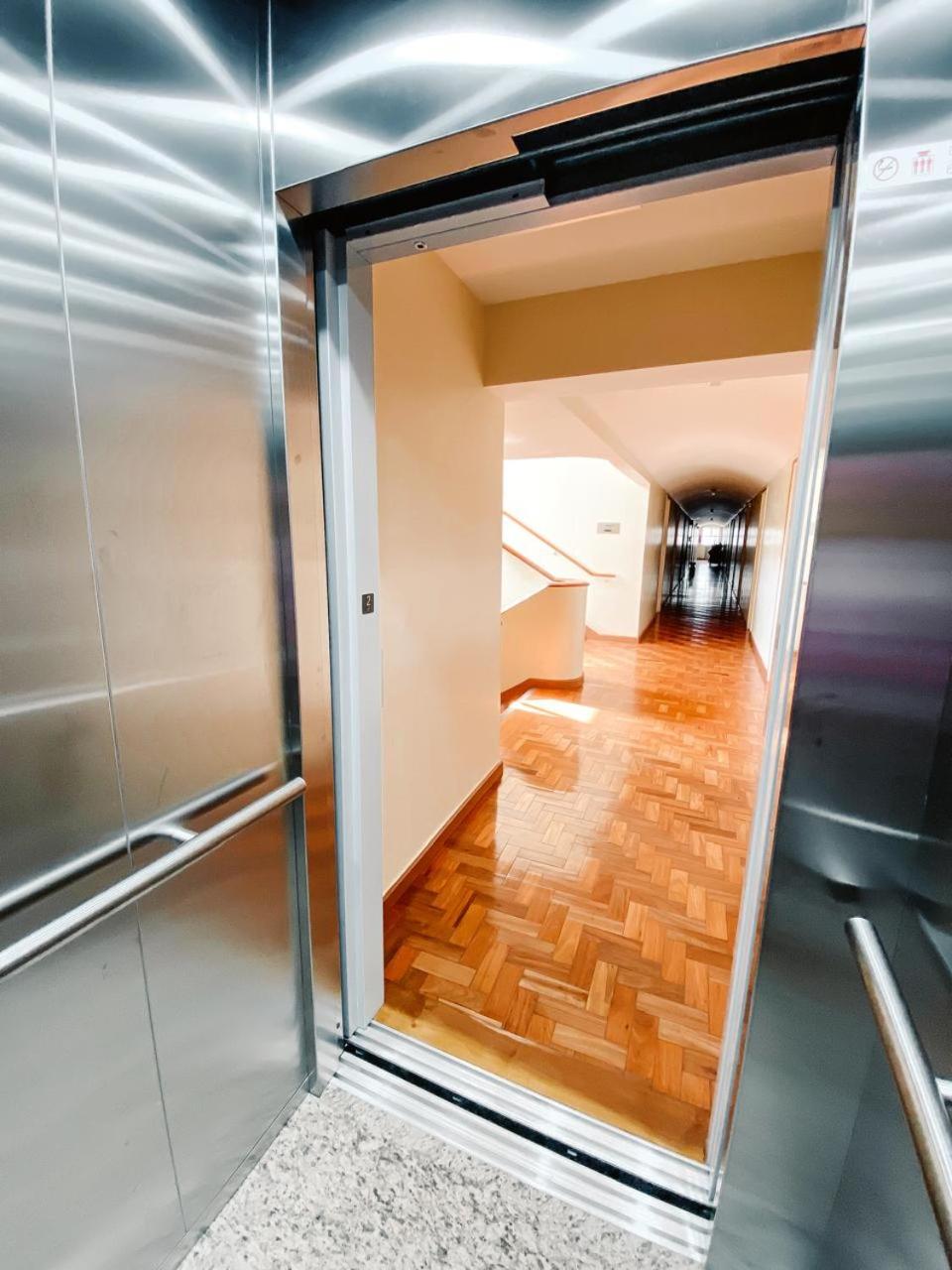 Single Room with Private Bathroom photo 3