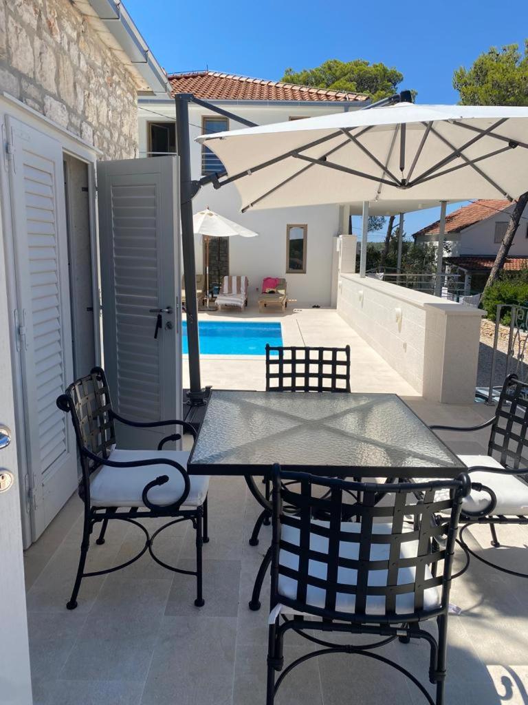 Villa with Private Pool photo 2