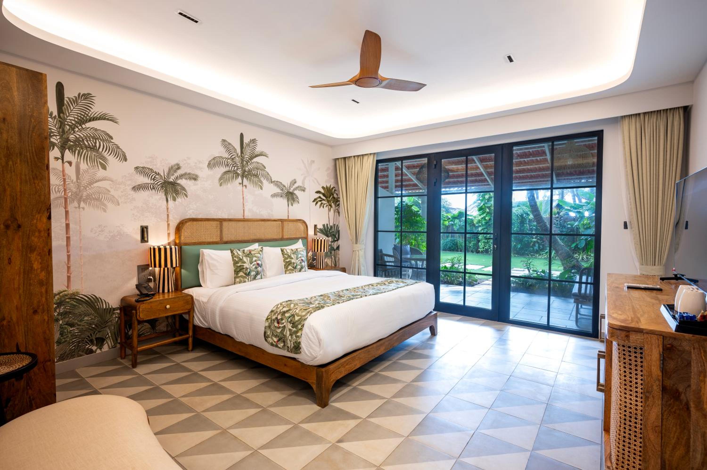 Premium Garden Room with Balcony