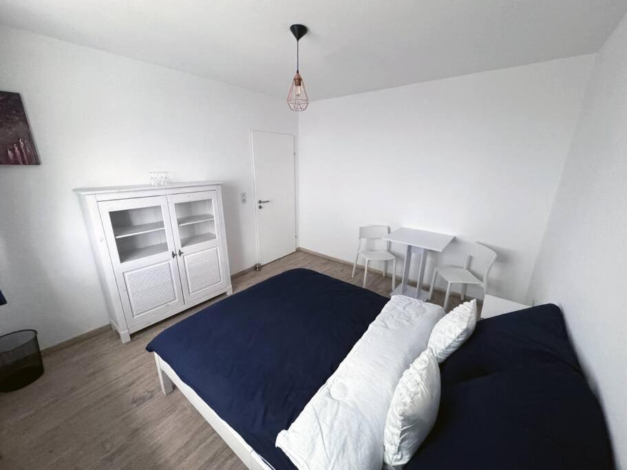 Four-Bedroom House photo 1
