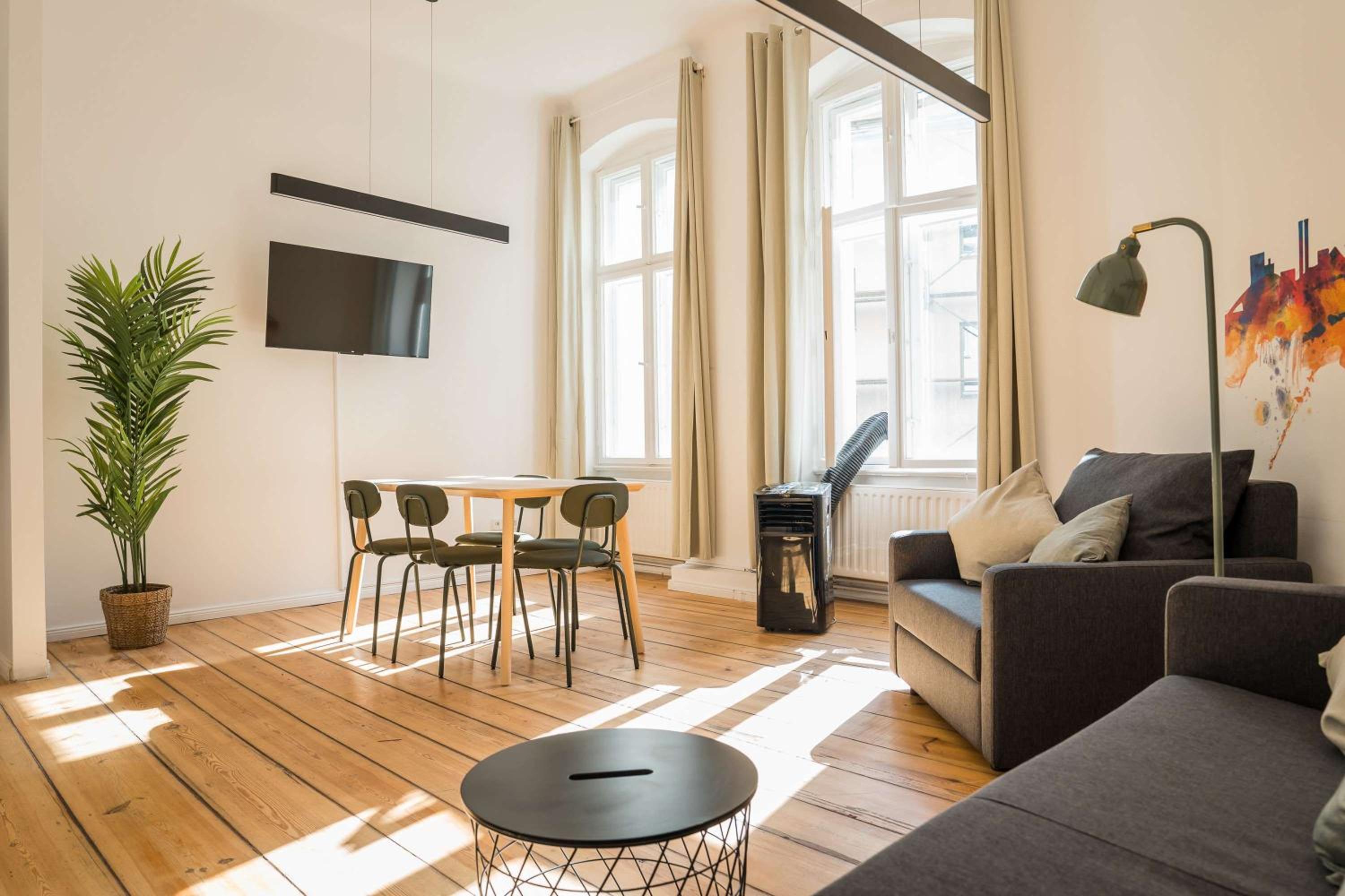 Apartment photo 1