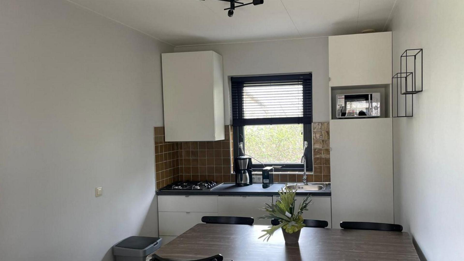 Three-Bedroom Apartment with View photo 3