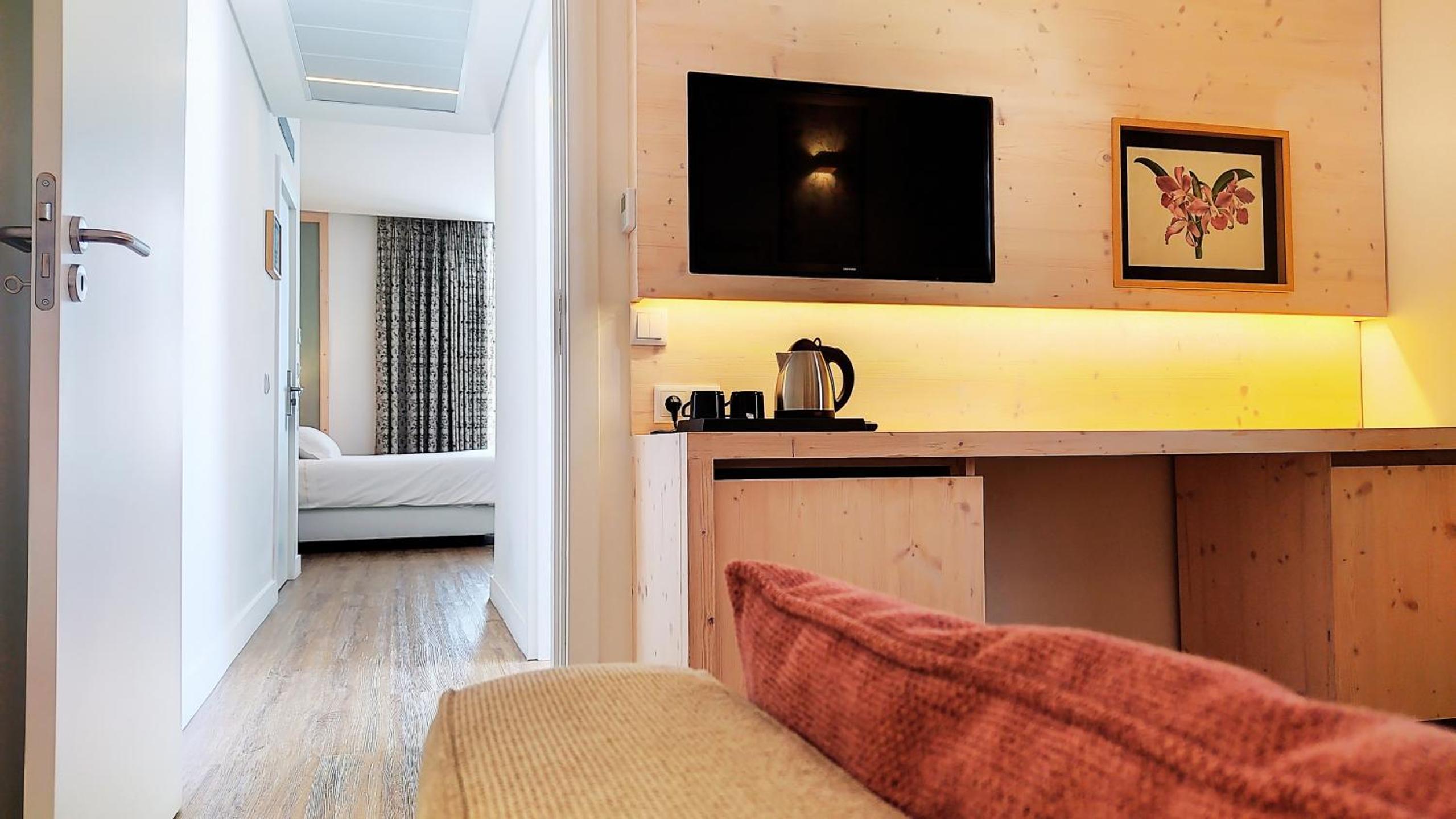 Deluxe Suite - Photo 4