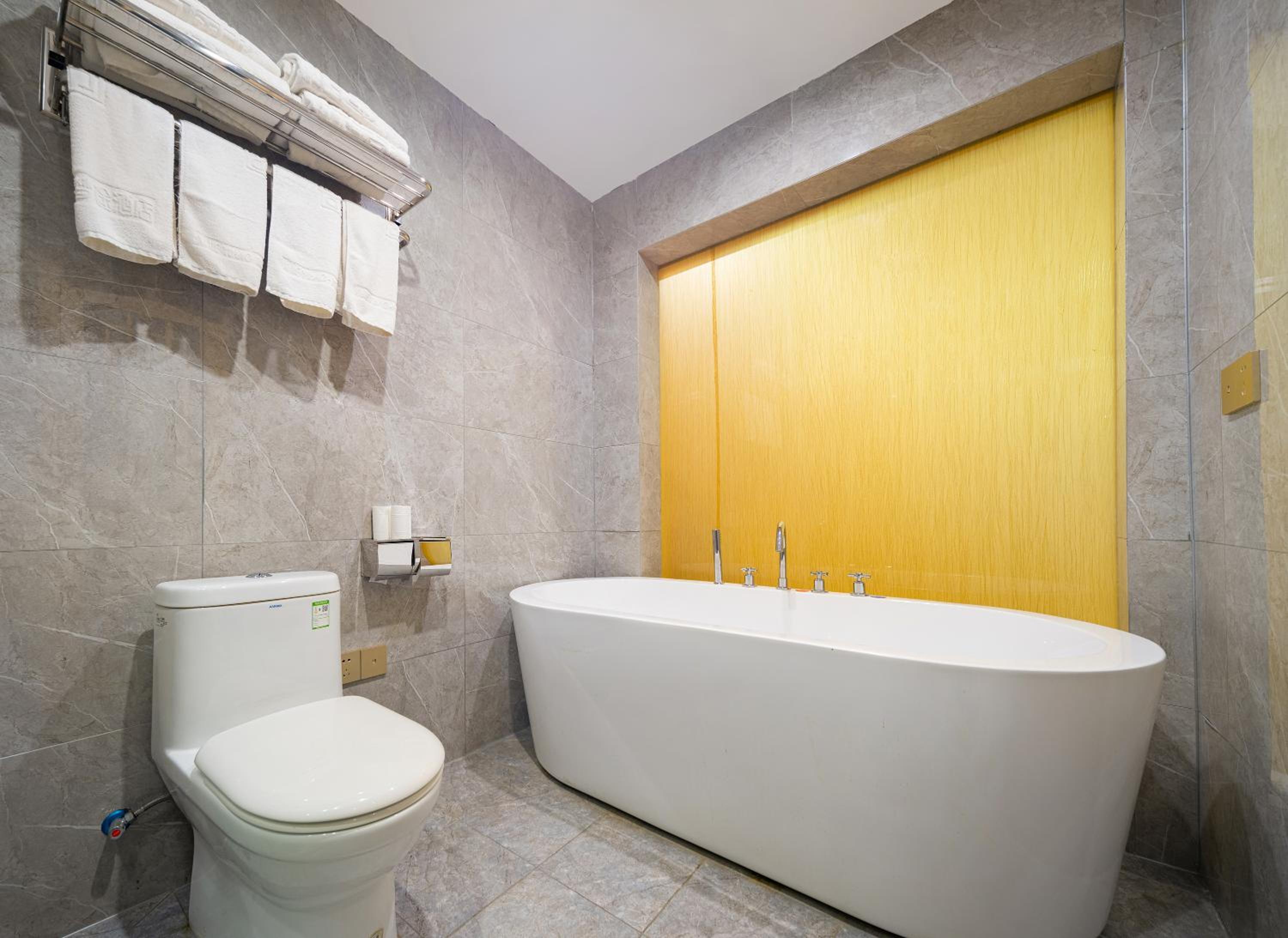 Standard Triple Room photo 3